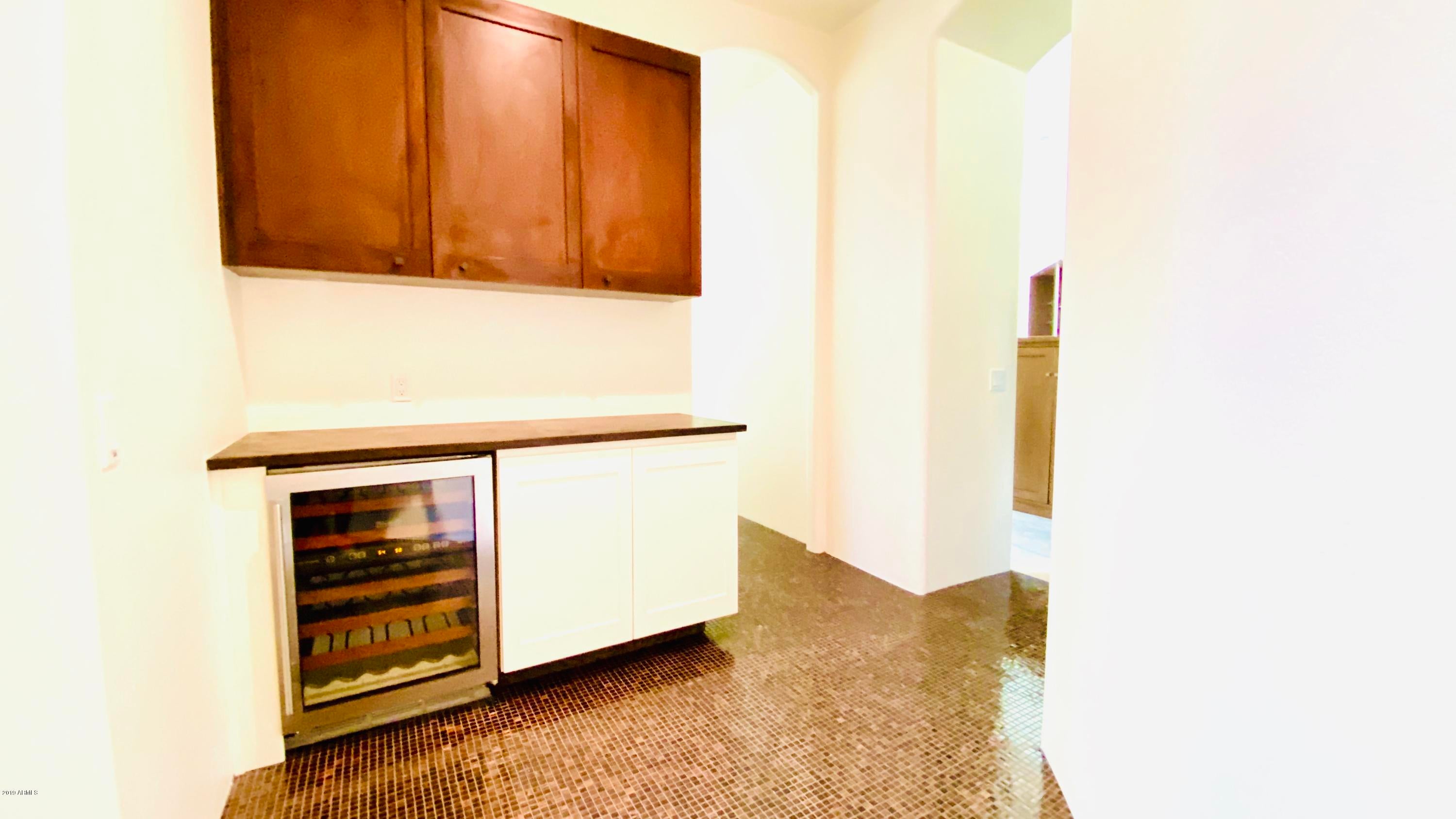 LA STRADA - Residential