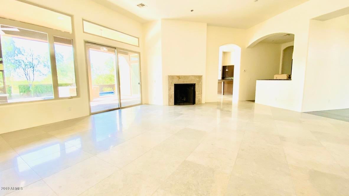 LA STRADA - Residential