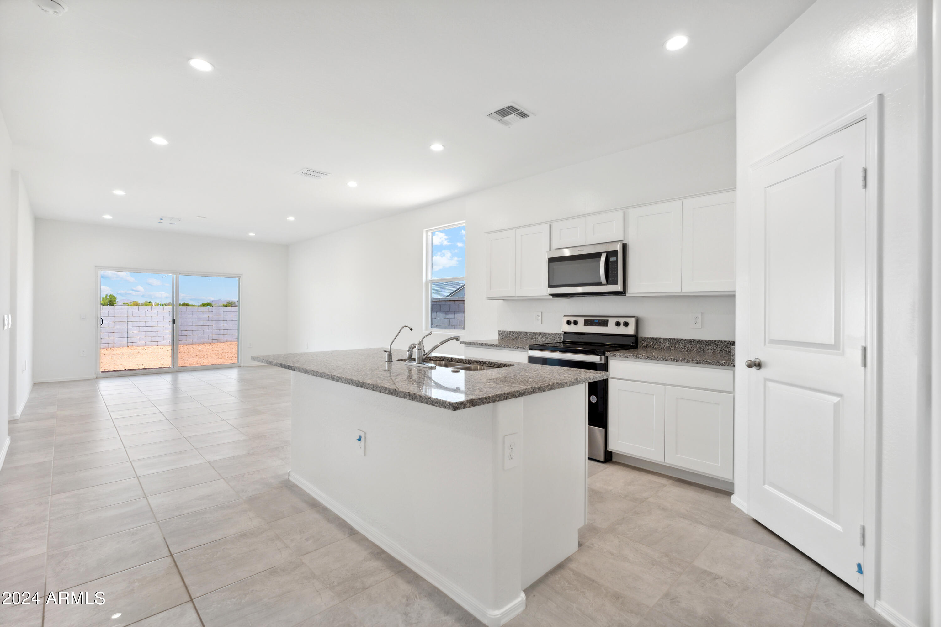 WESTERN CROSSINGS ONE AMENDED - Residential