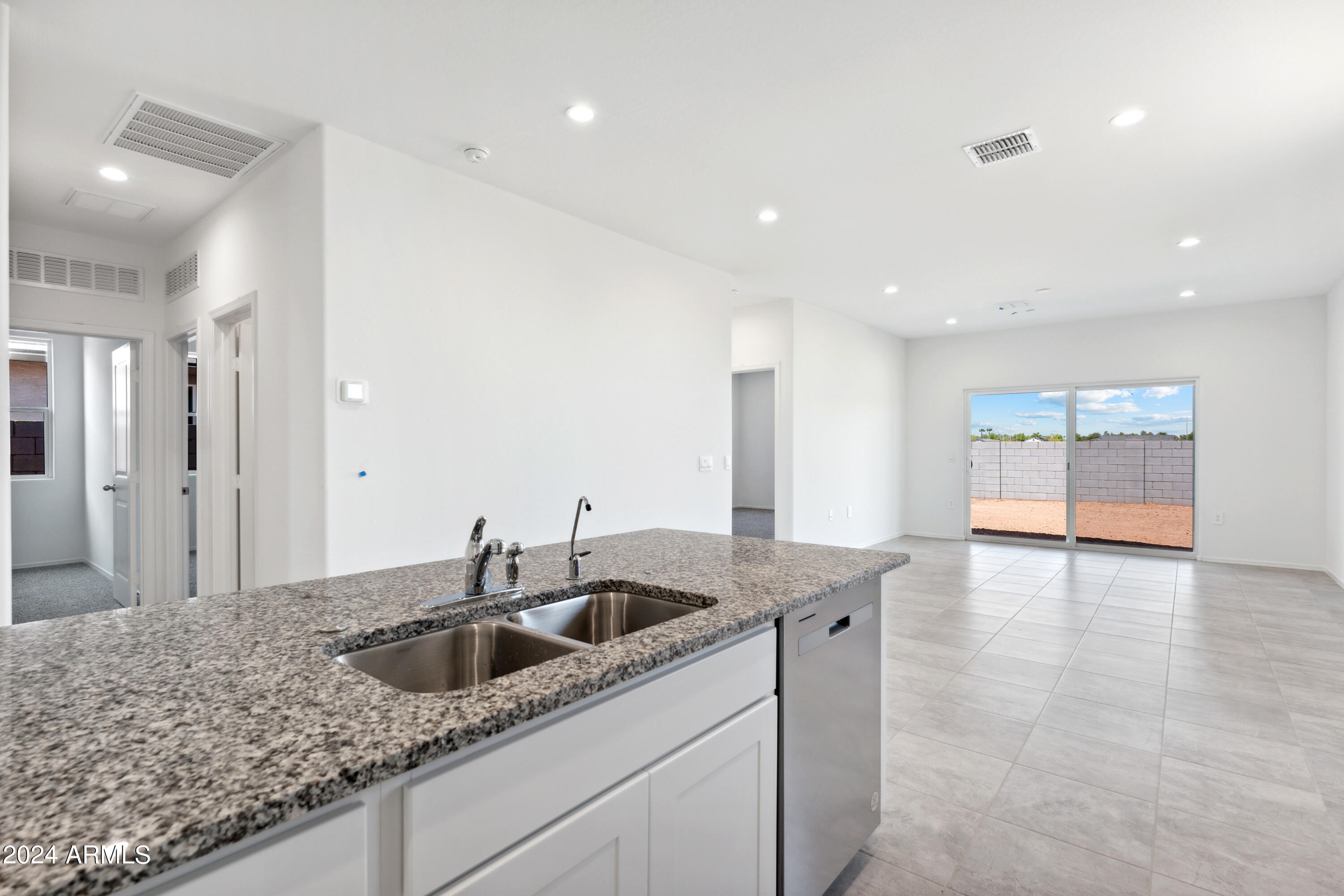 WESTERN CROSSINGS ONE AMENDED - Residential