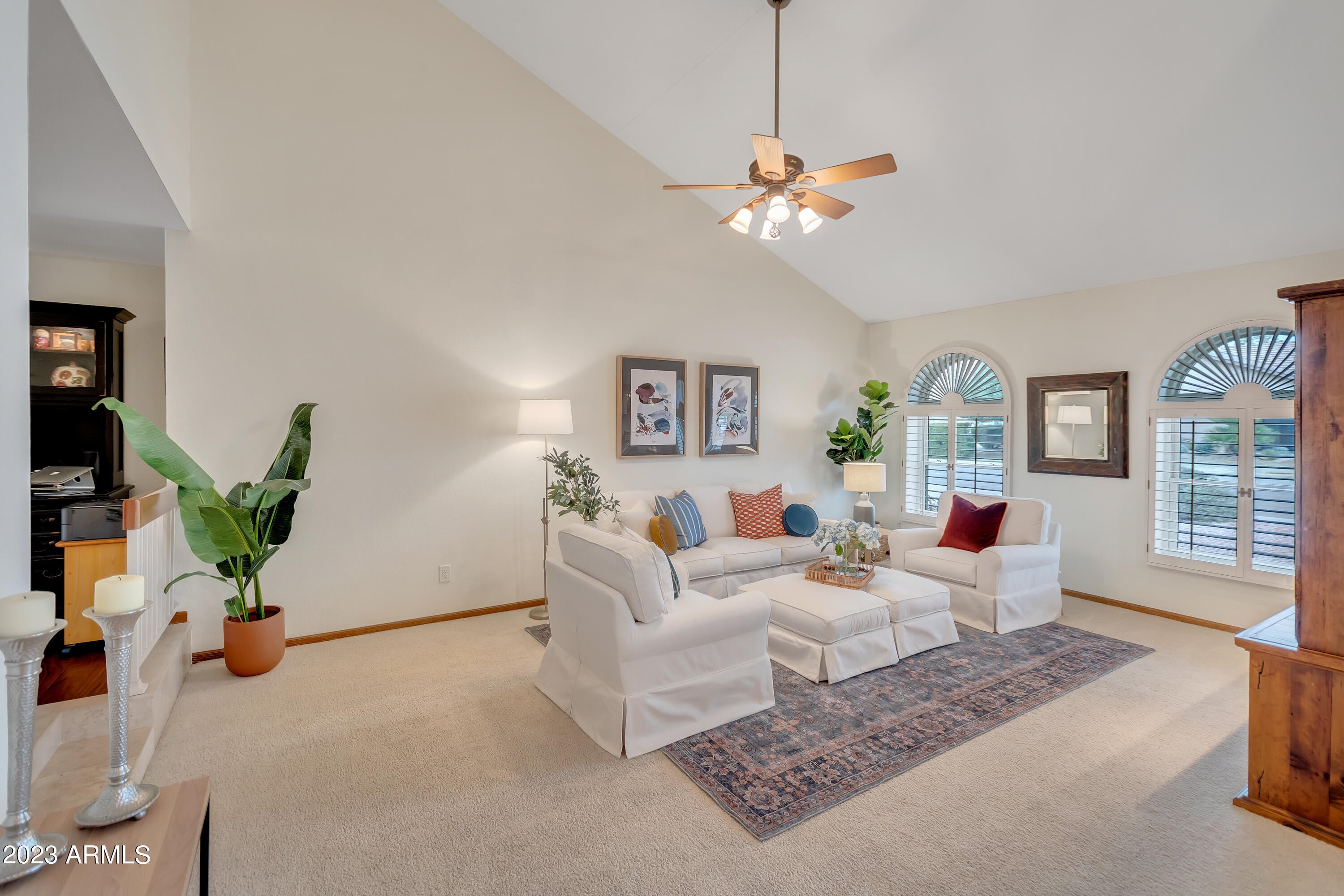 PARADISE PARK MANOR 2 - Residential