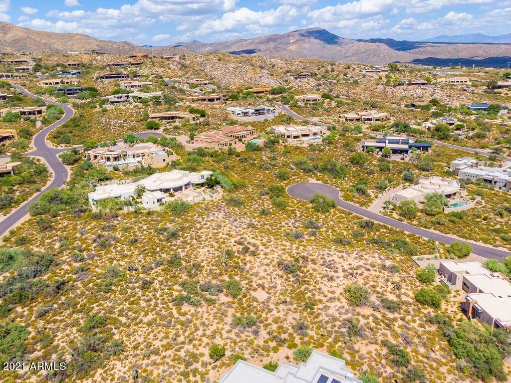 DESERT MOUNTAIN - Residential