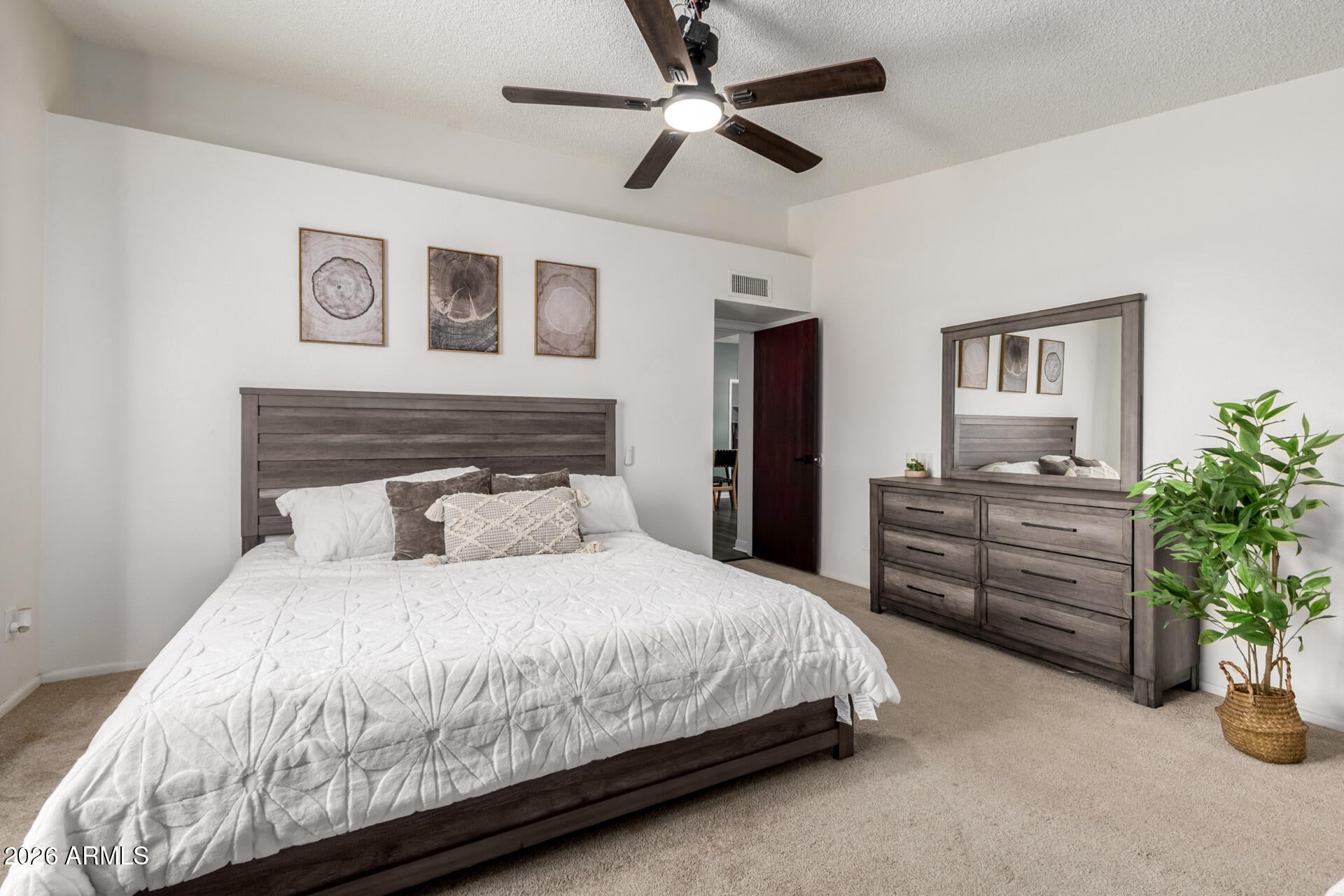 SOUTHRIDGE ESTATES - Residential
