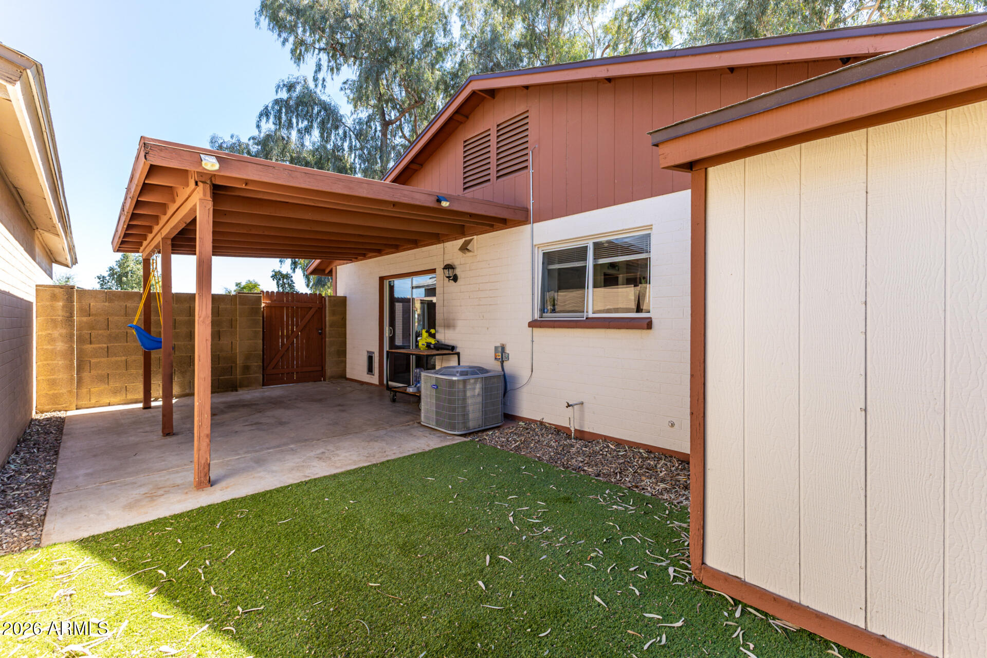 SOUTHRIDGE ESTATES - Residential