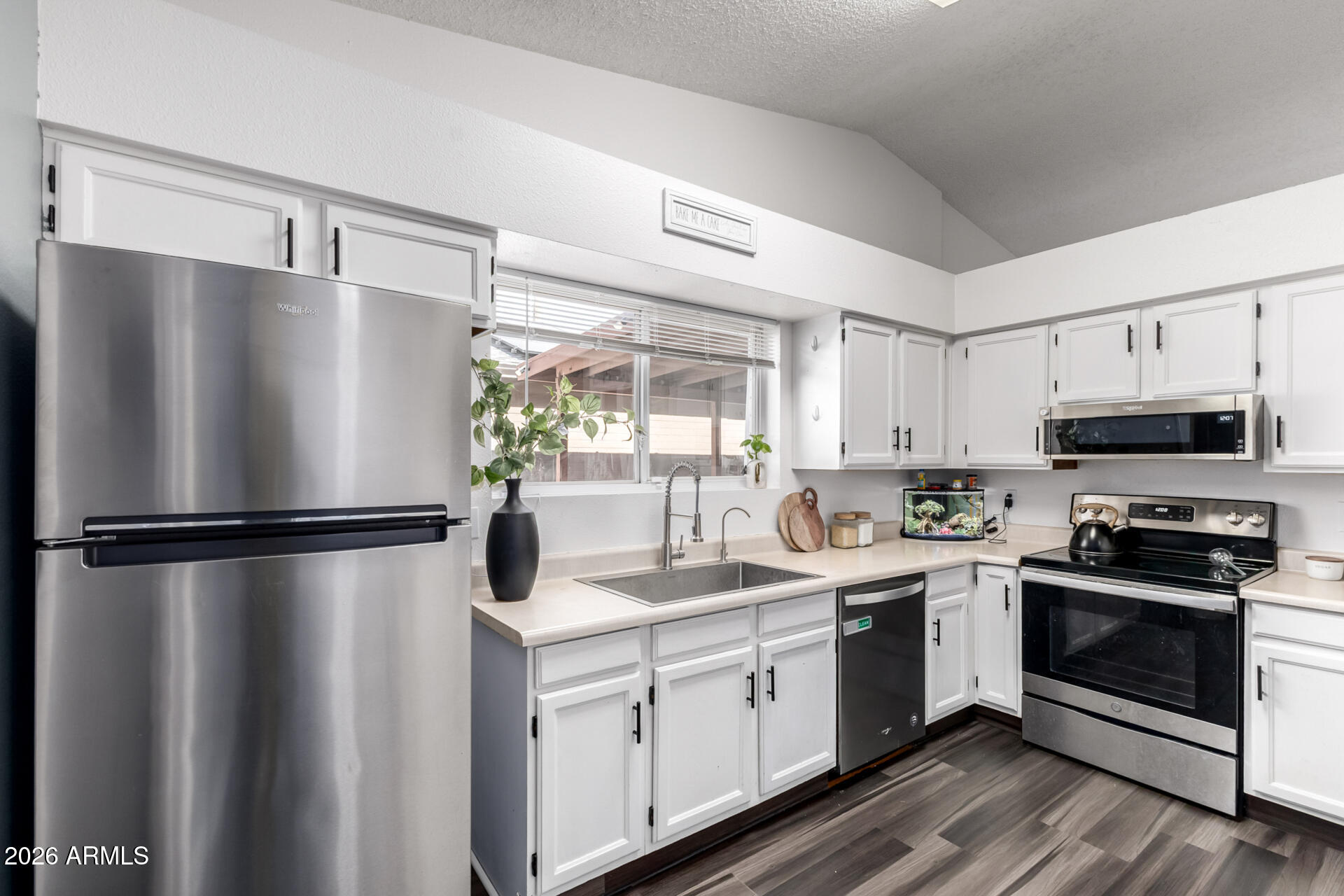 SOUTHRIDGE ESTATES - Residential