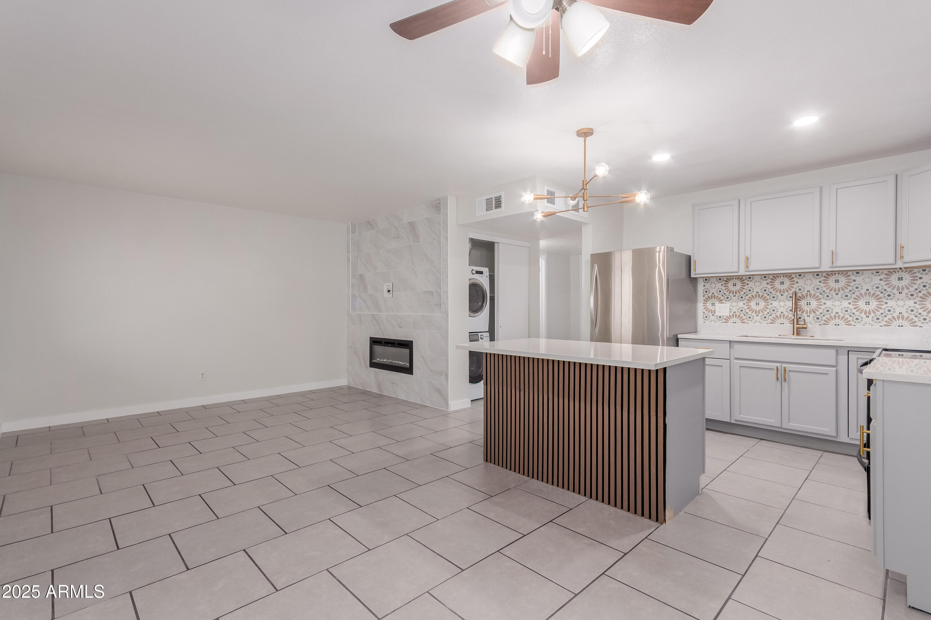 MOUNTAIN SPRINGS TERRACE CONDOMINIUM - Residential