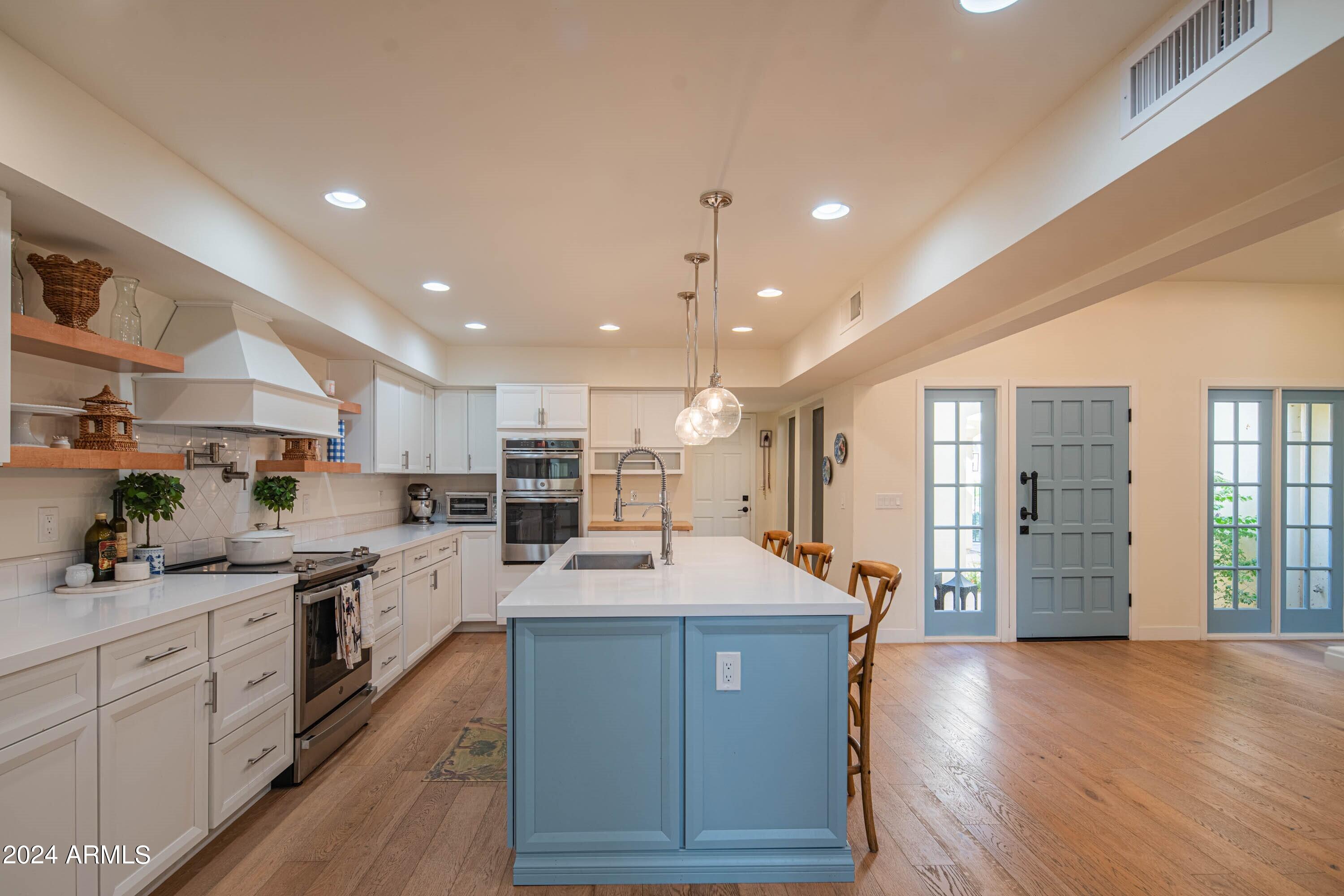 BILTMORE SQUARE - Residential