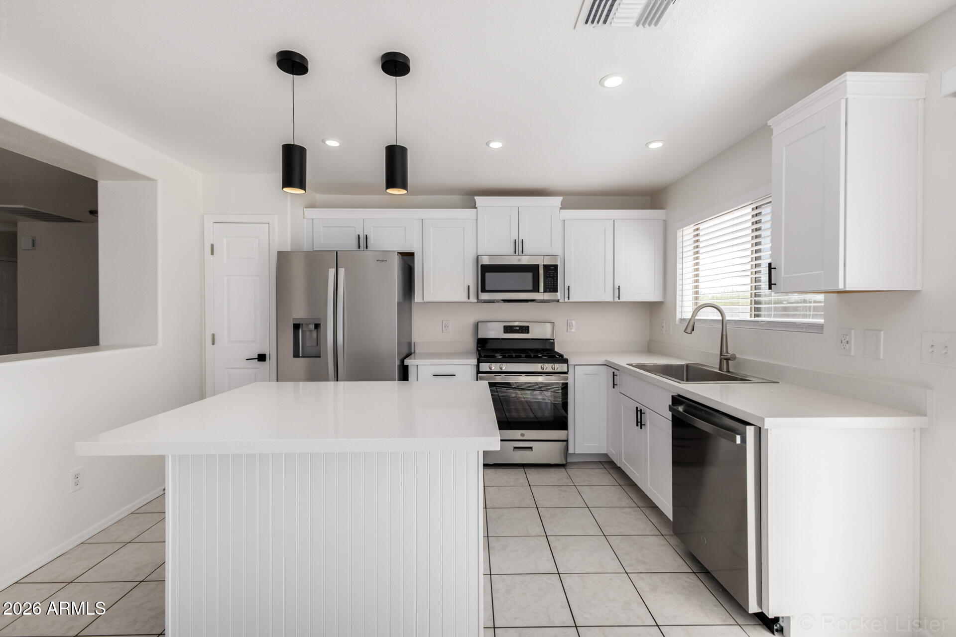 ROUNDTREE RANCH - Residential