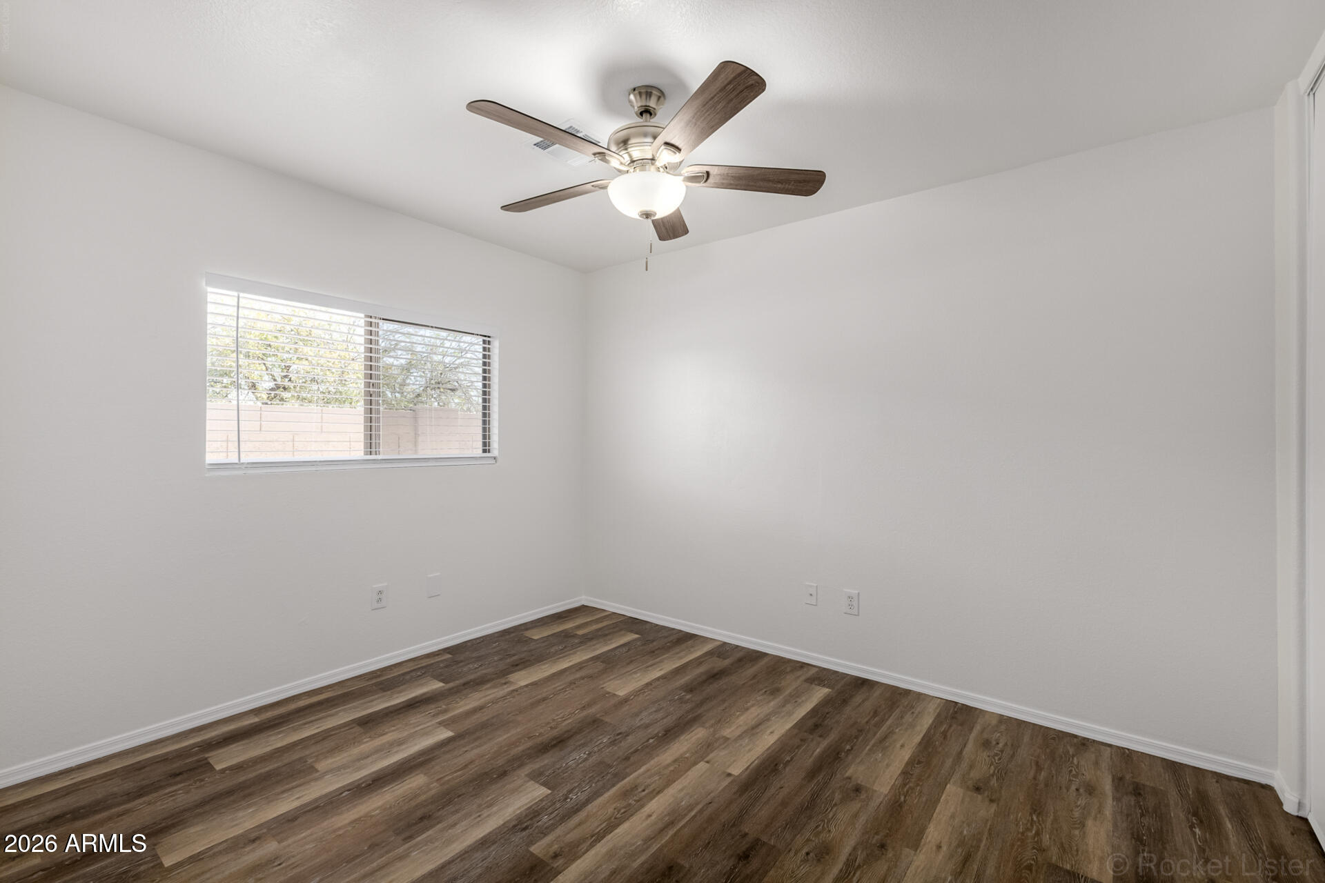 ROUNDTREE RANCH - Residential
