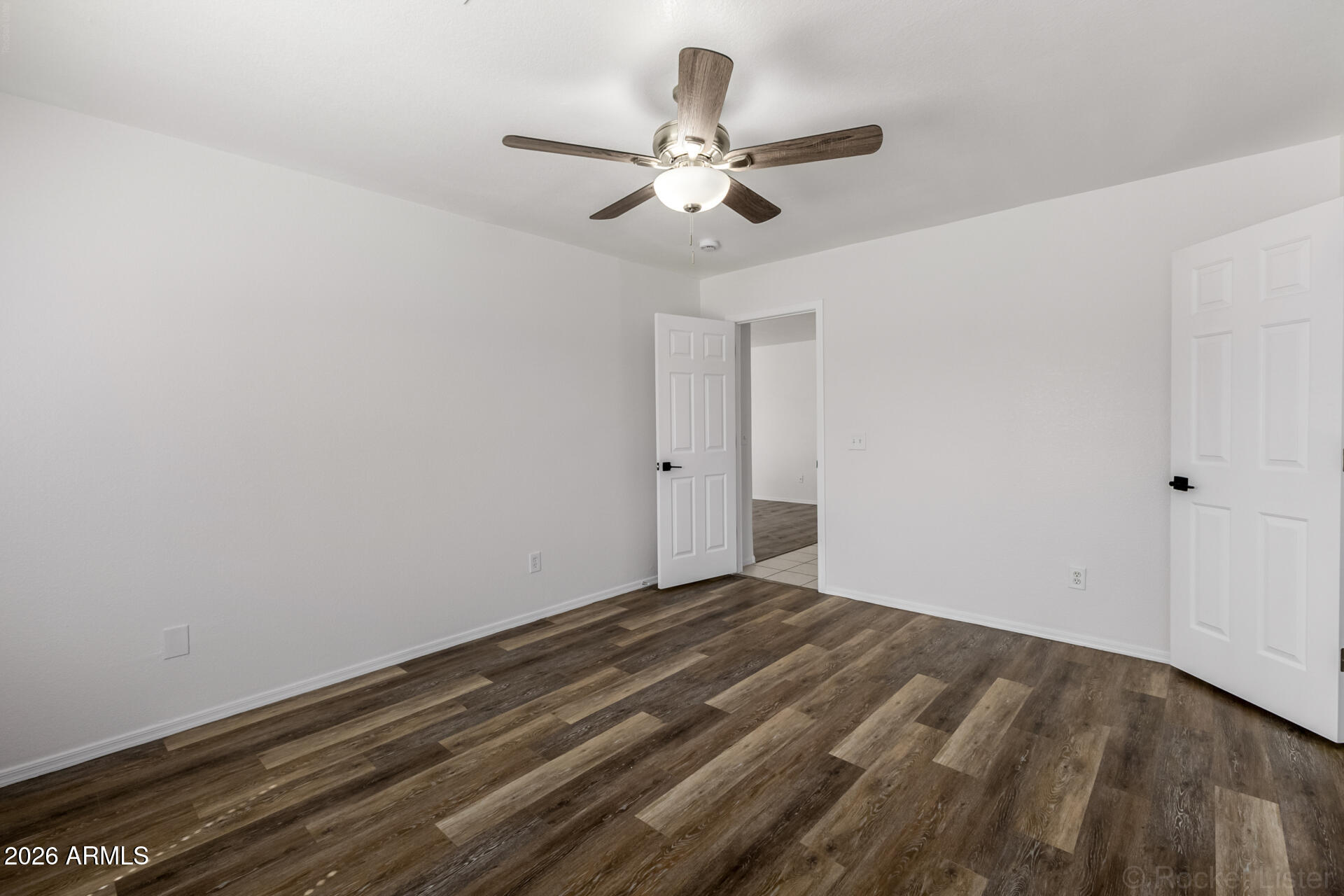 ROUNDTREE RANCH - Residential