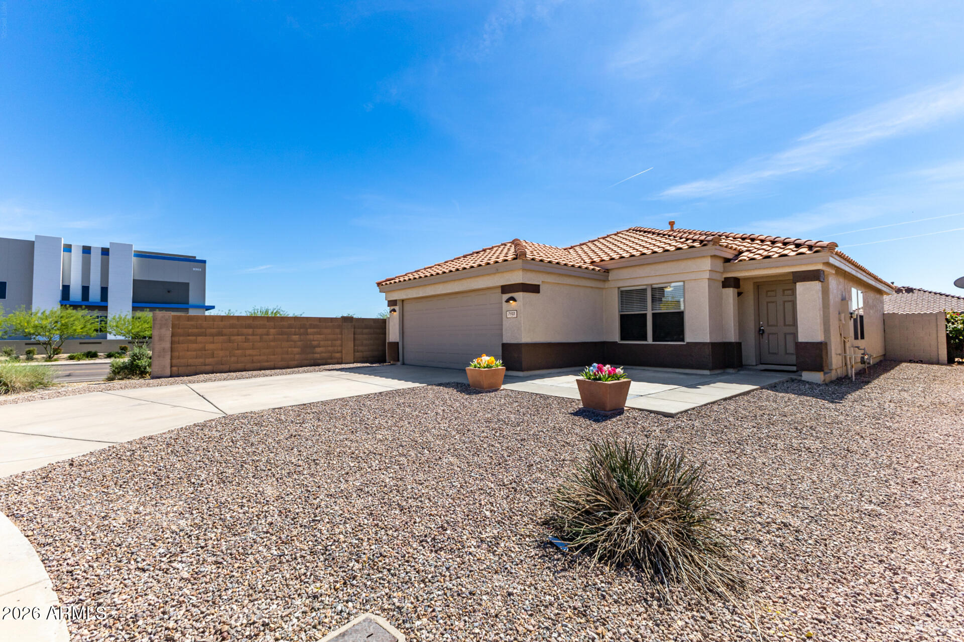 ROUNDTREE RANCH - Residential