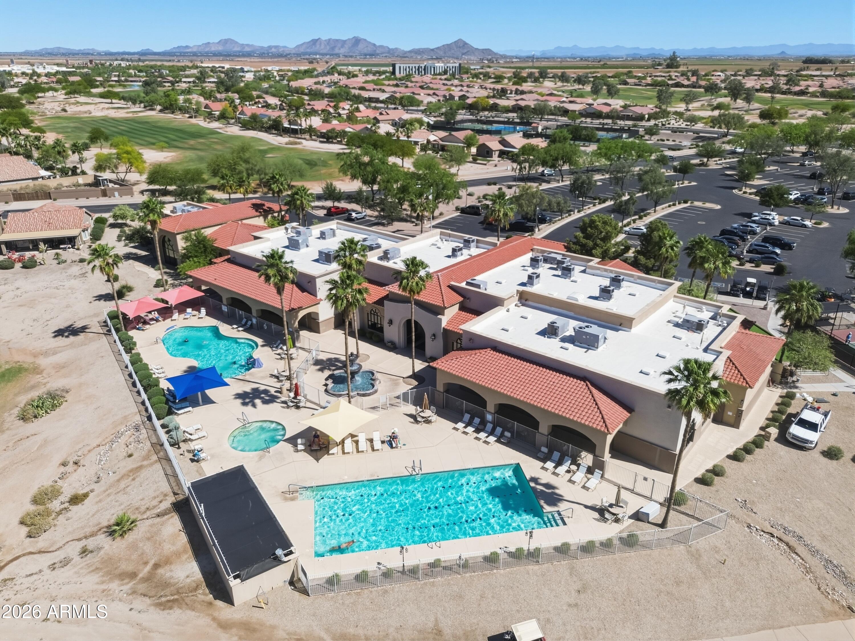 MISSION ROYALE - Residential