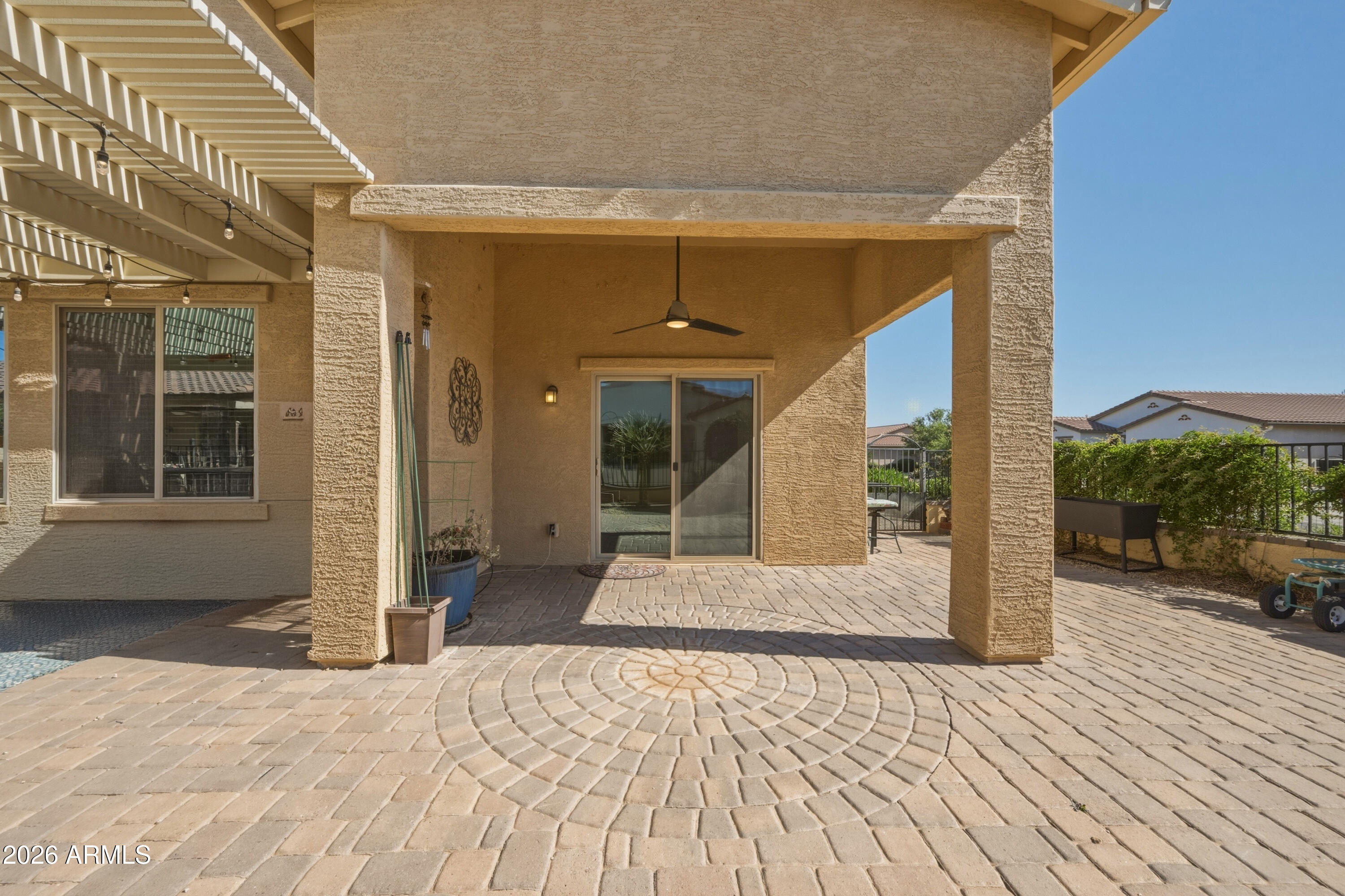 MISSION ROYALE - Residential