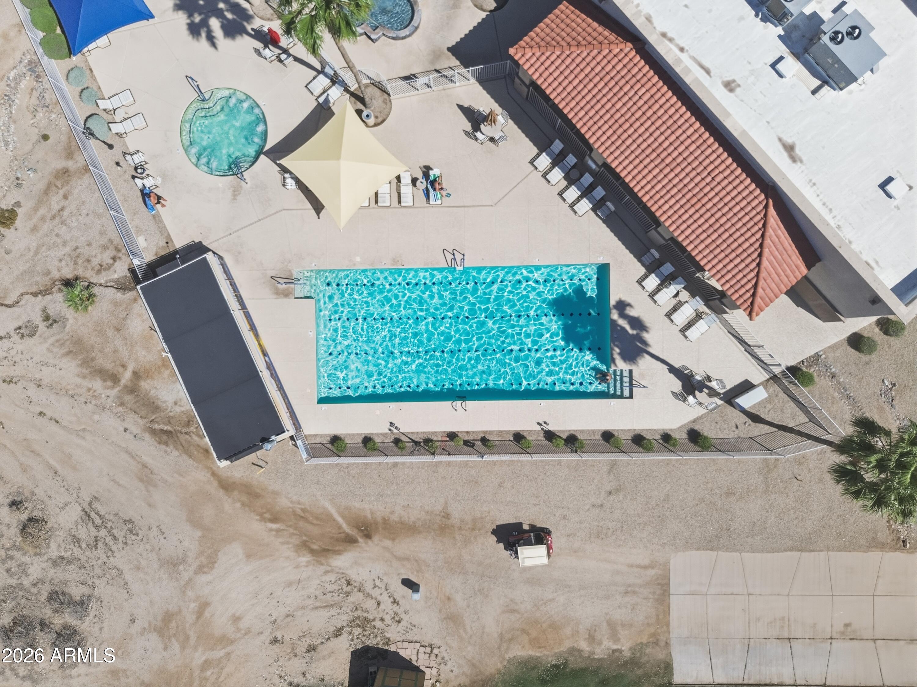 MISSION ROYALE - Residential