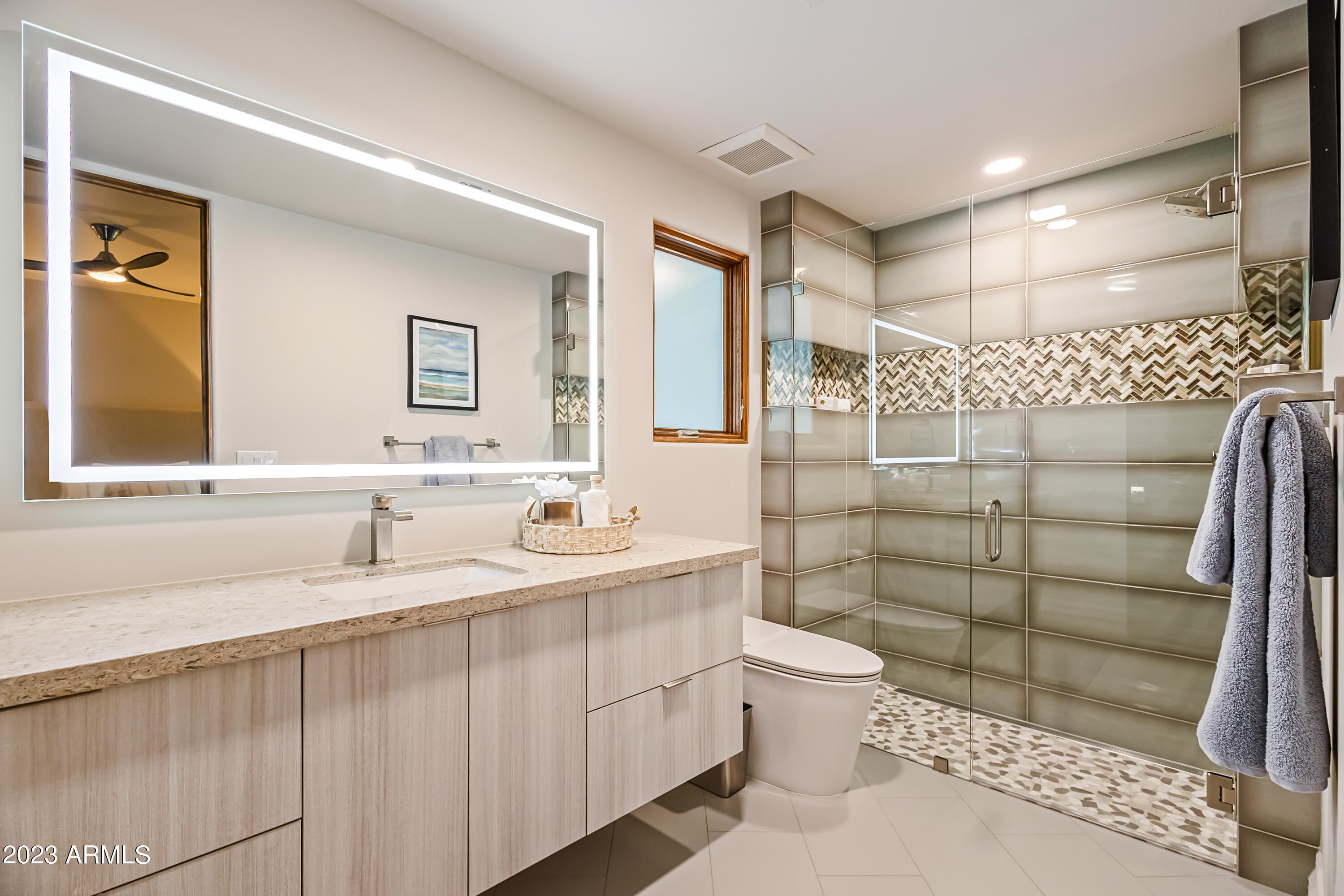 PARADISE MANSION ESTATES - Residential