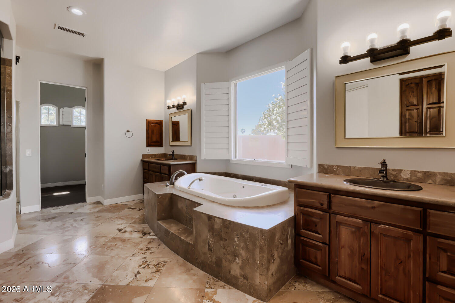 GREENFIELD GLEN - Residential