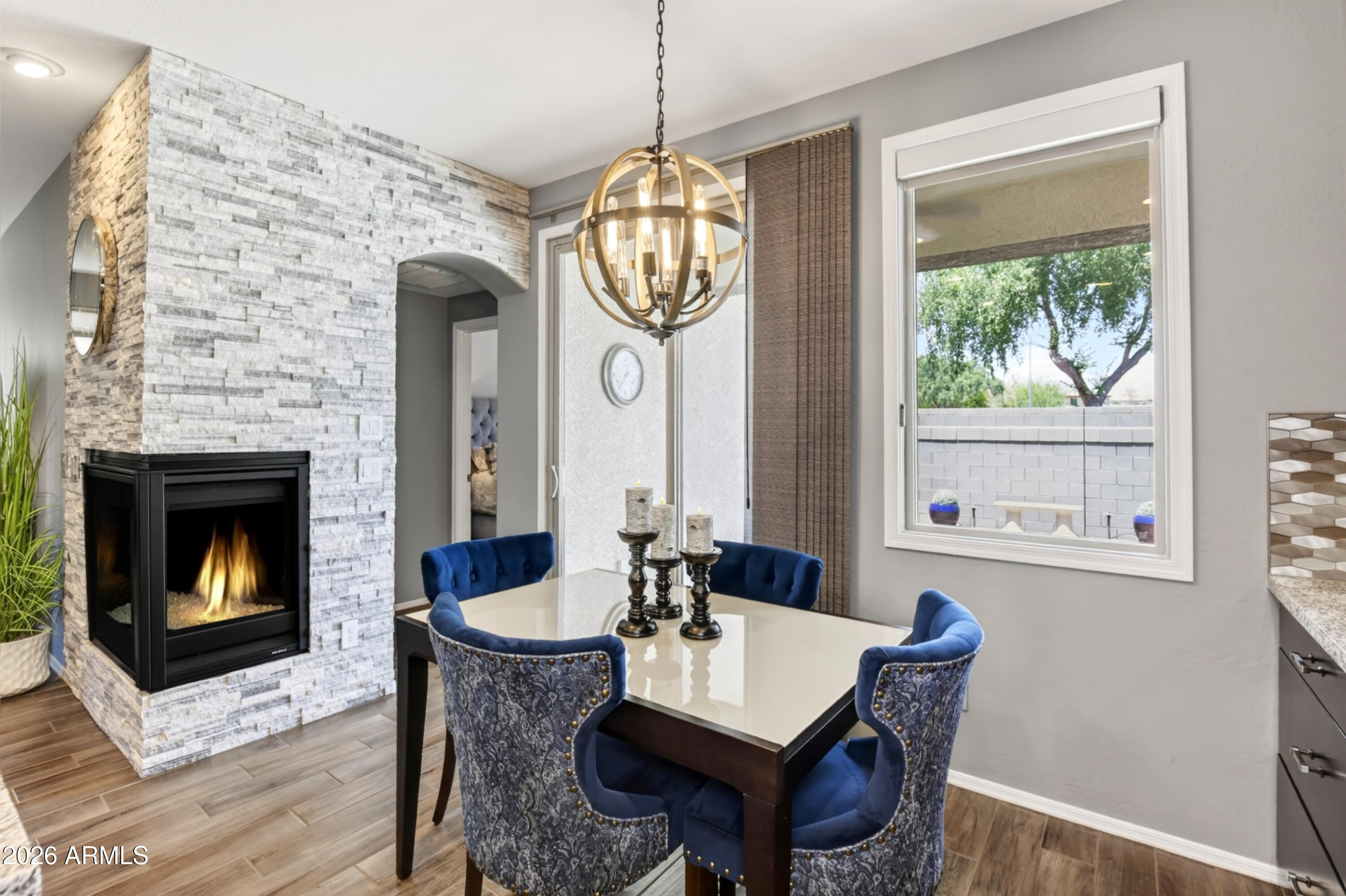 Plaza Del Rio - Residential