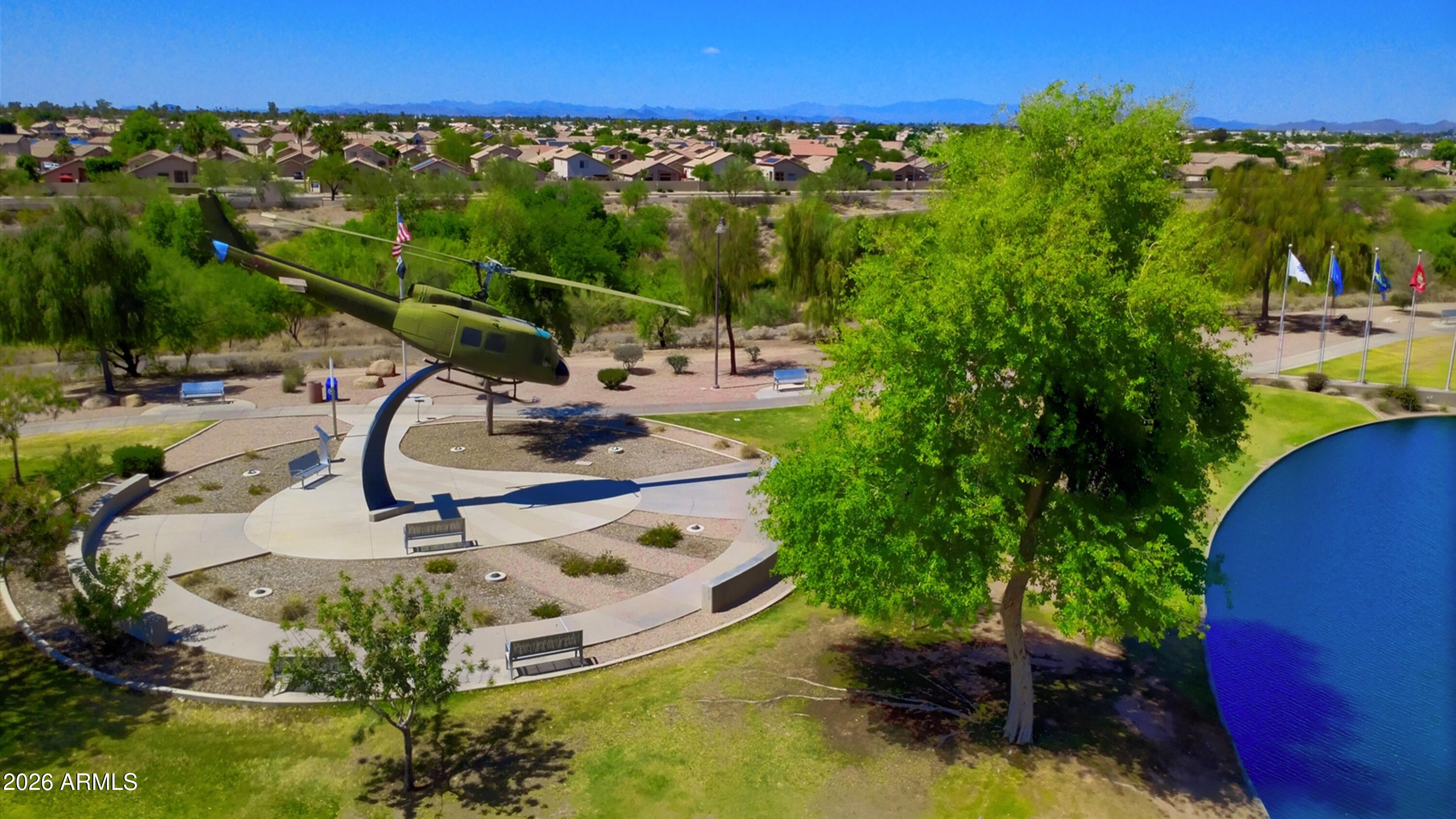 Plaza Del Rio - Residential