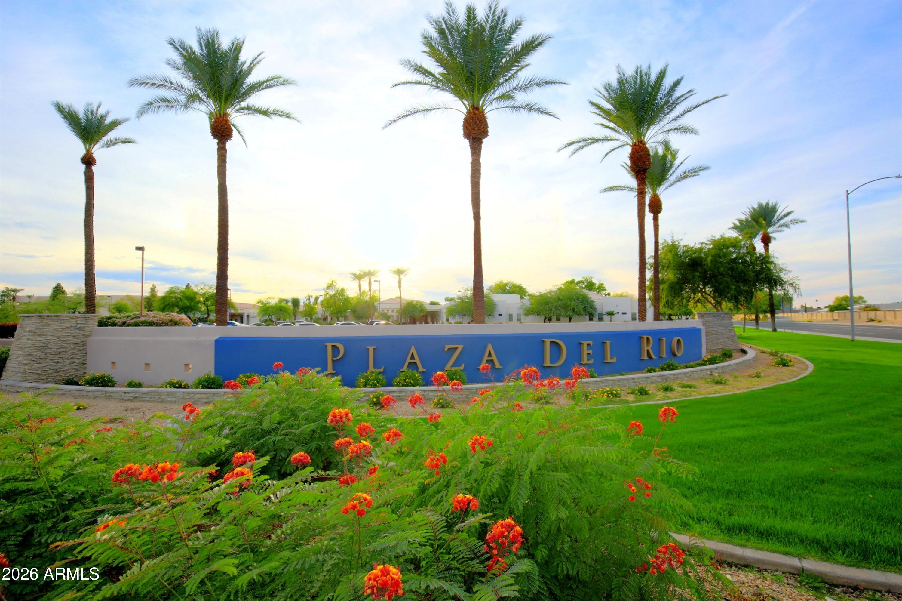 Plaza Del Rio - Residential
