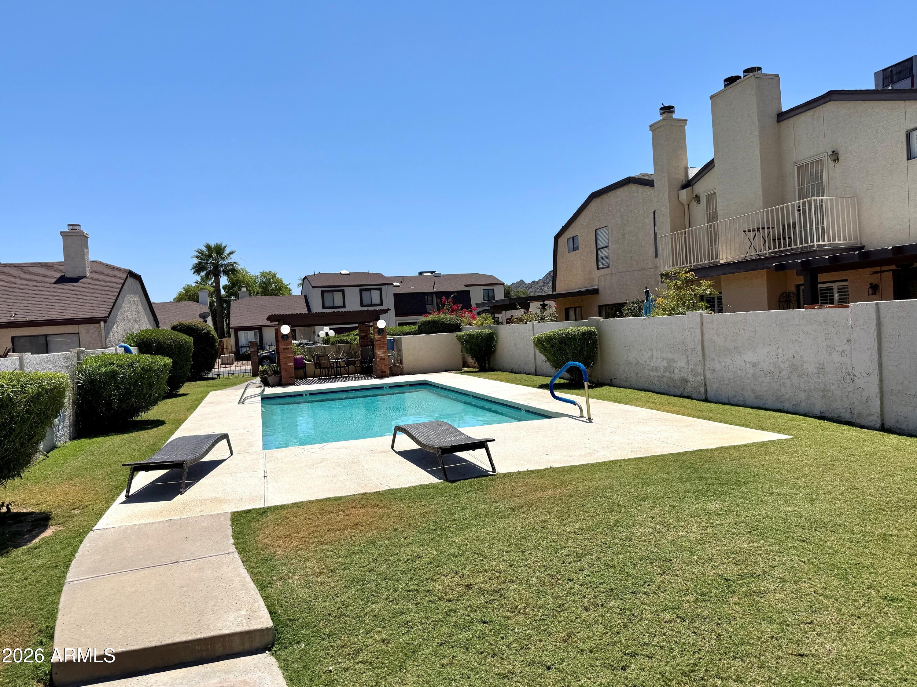 SUN DIAL - Residential