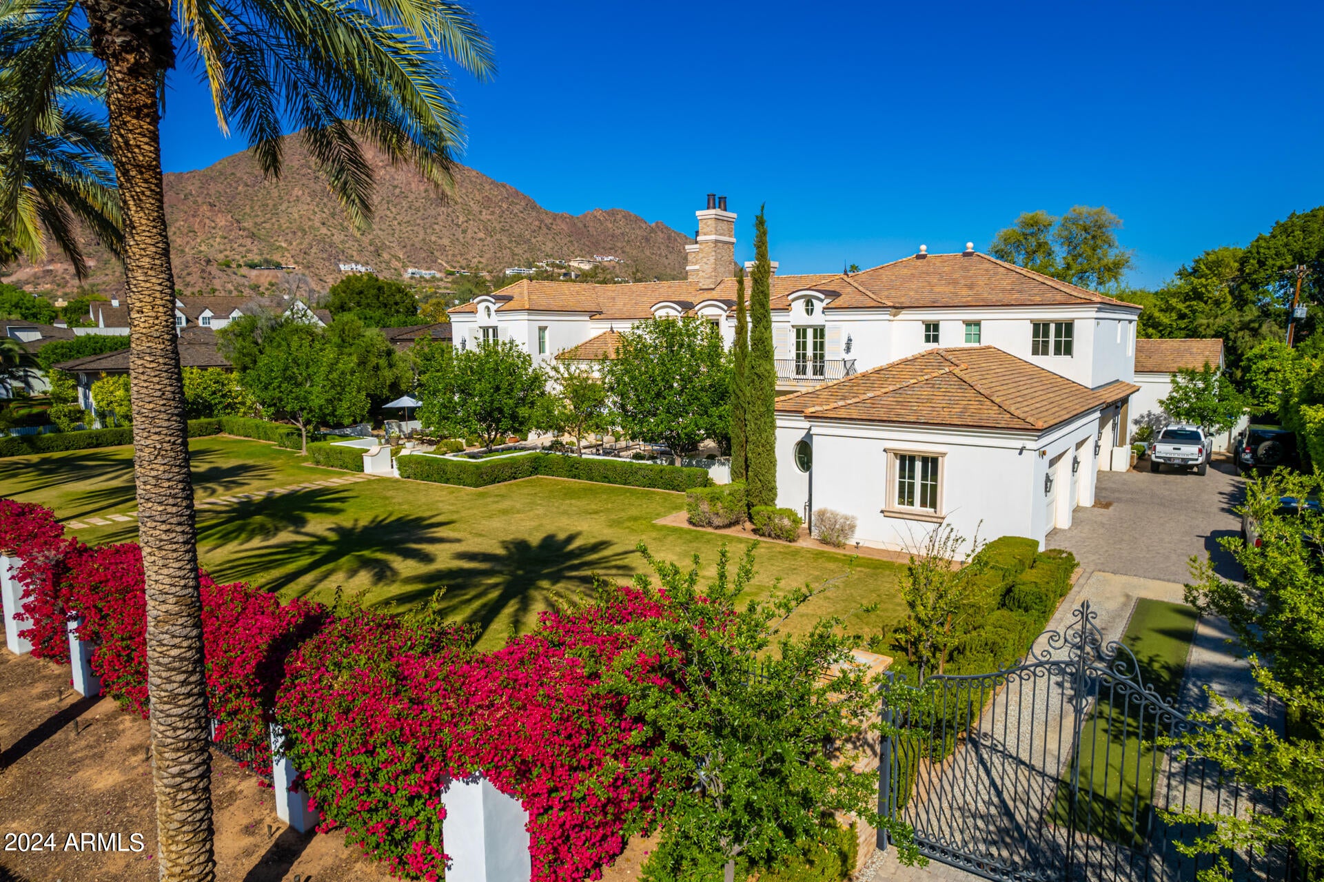 GREEN GATE - Residential