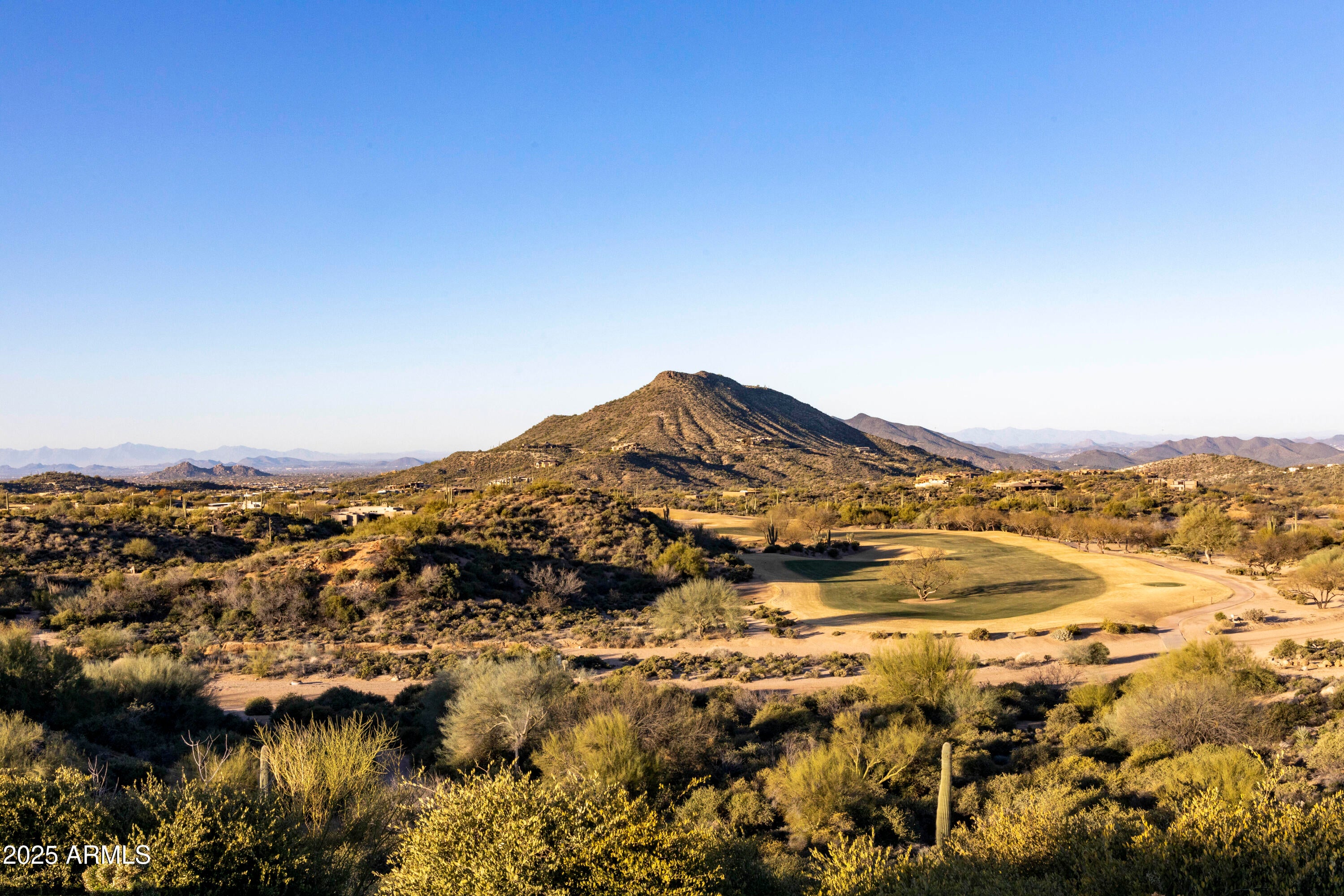 DESERT MOUNTAIN - Land