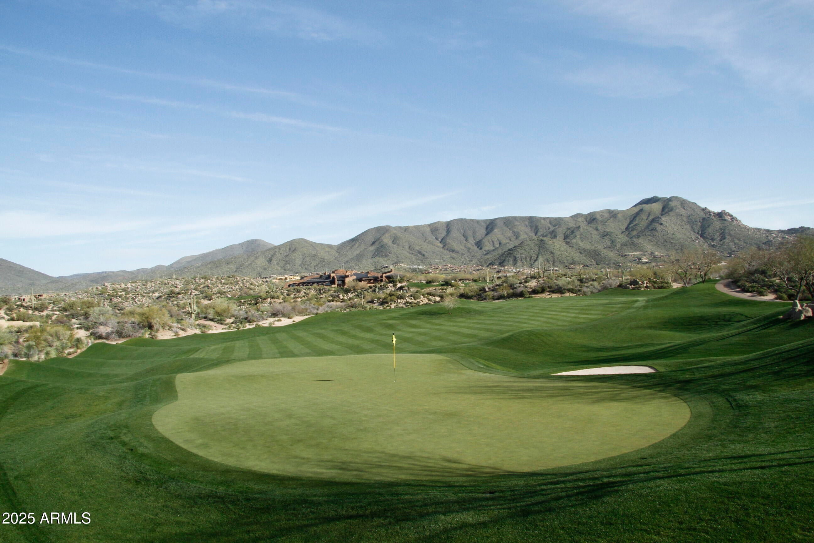 DESERT MOUNTAIN - Land