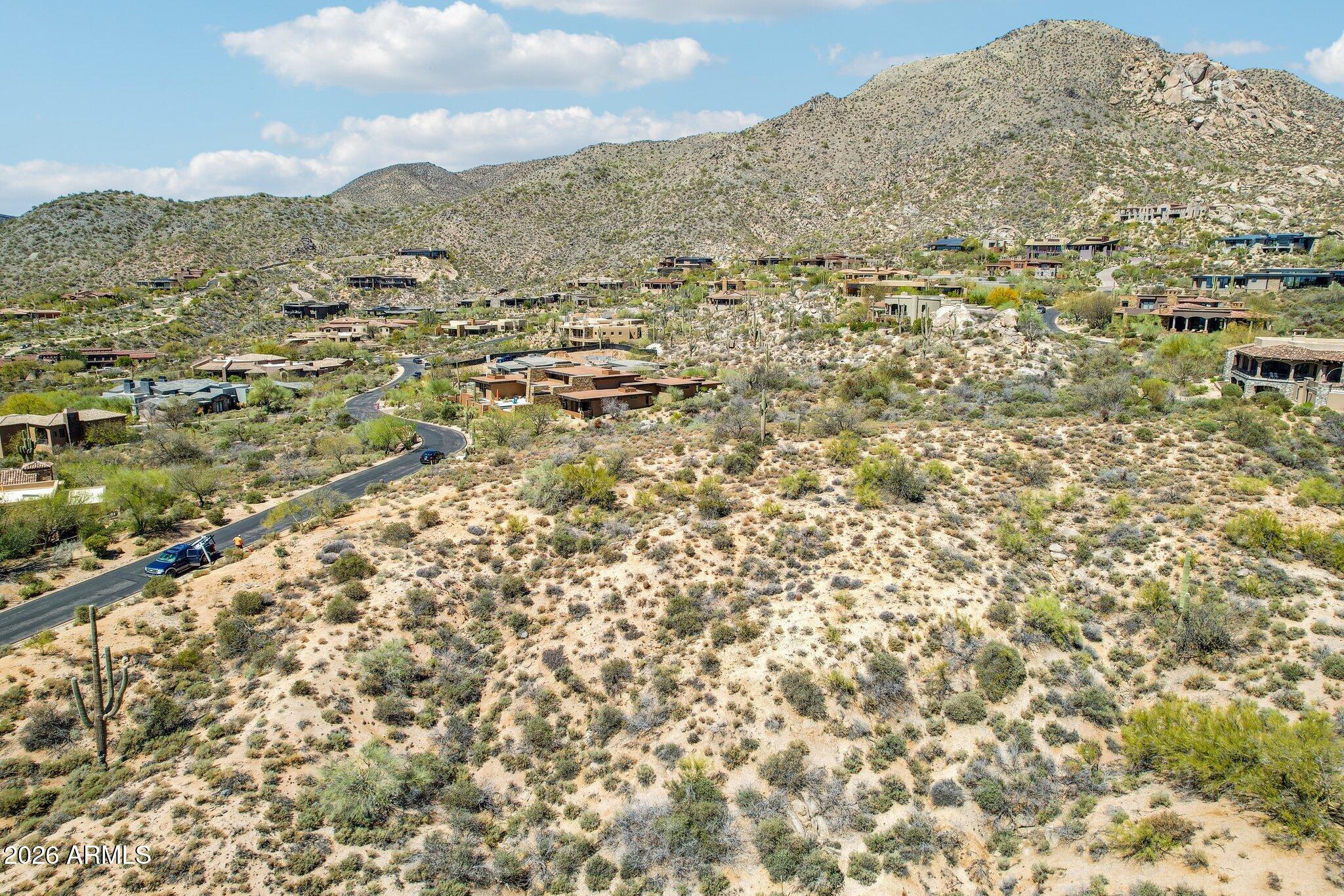 DESERT MOUNTAIN - Land