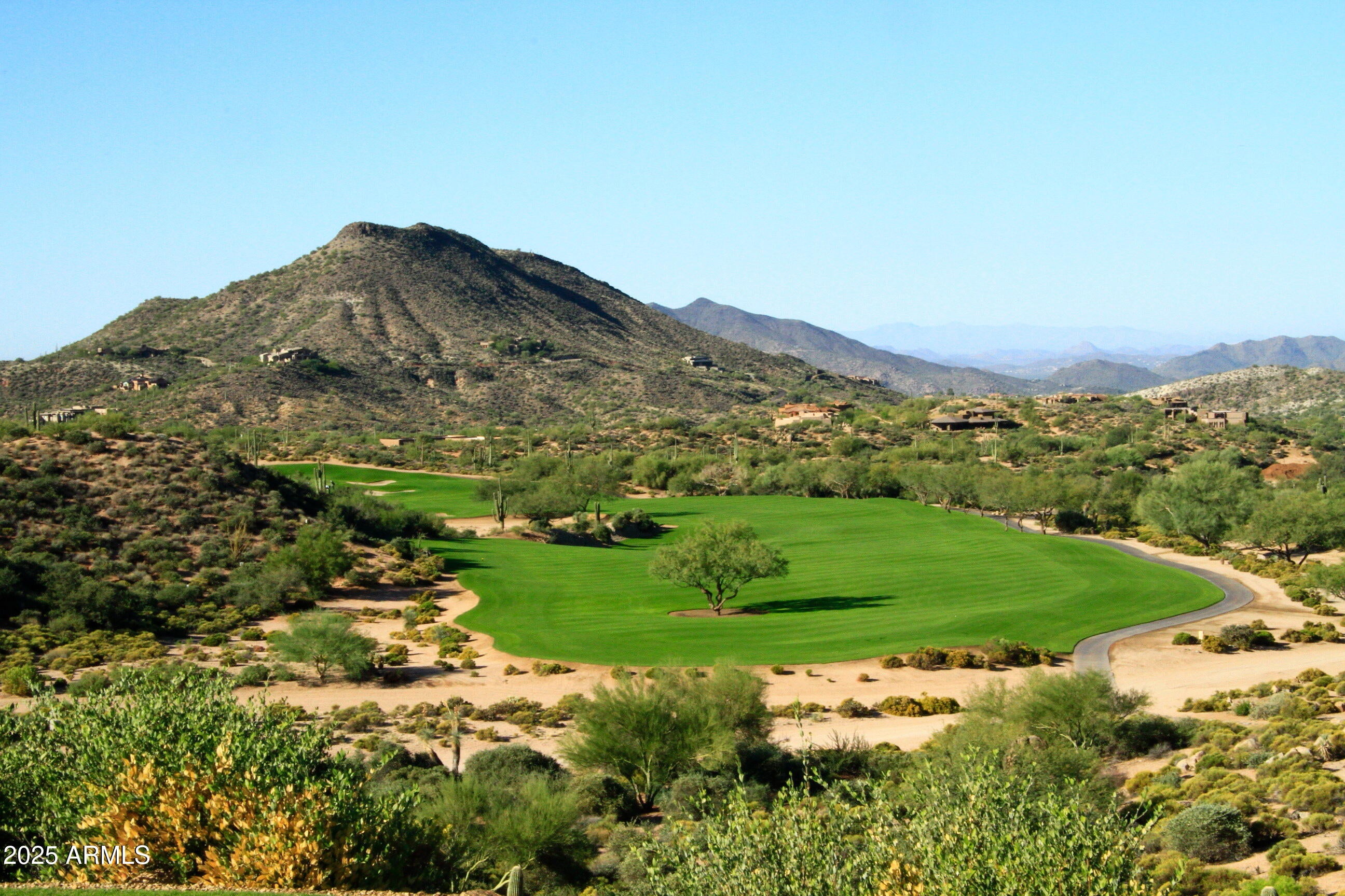 DESERT MOUNTAIN - Land