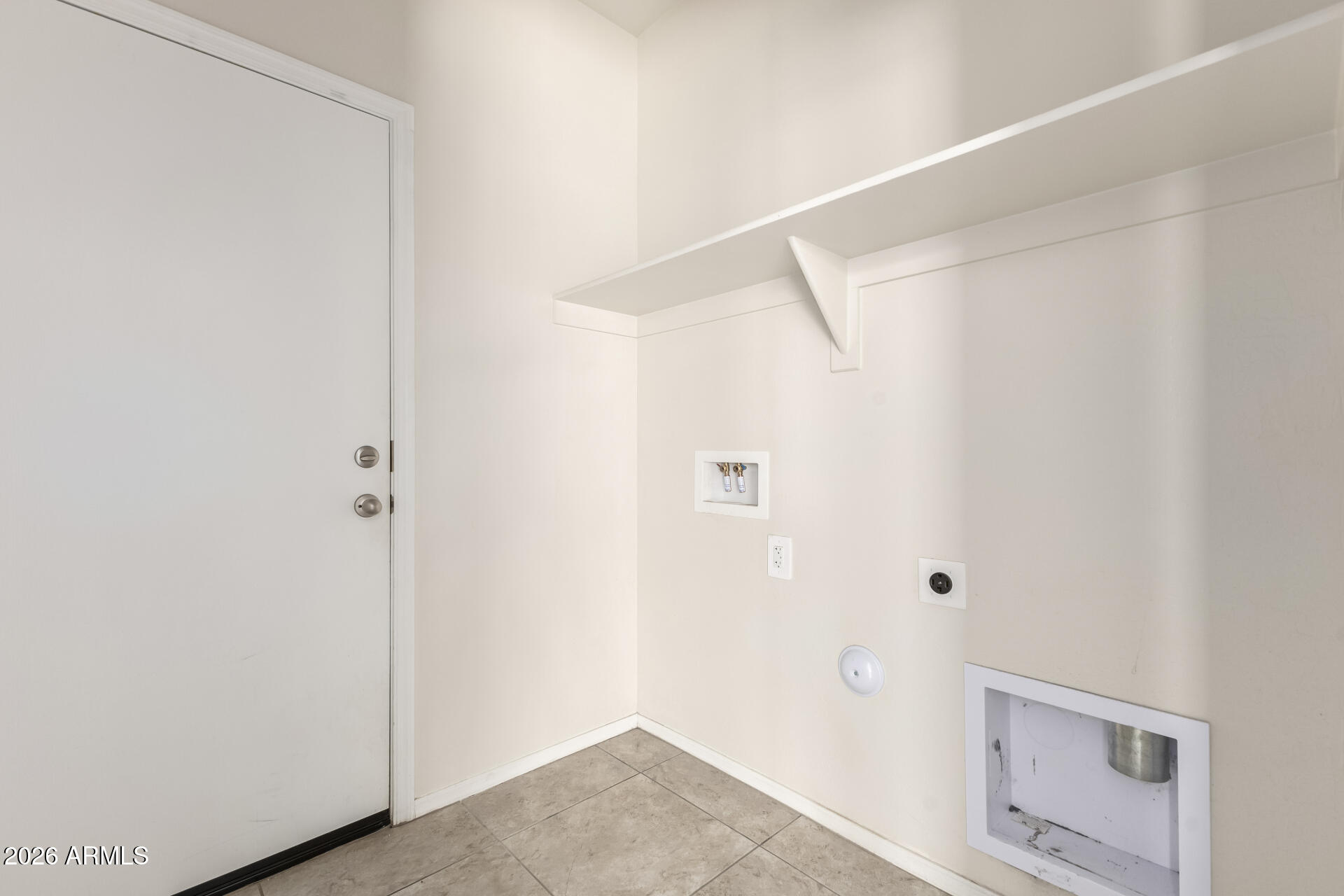 CRESTFIELD MANOR AT ARIZONA FARMS VILLAGE PAR 3 - Residential