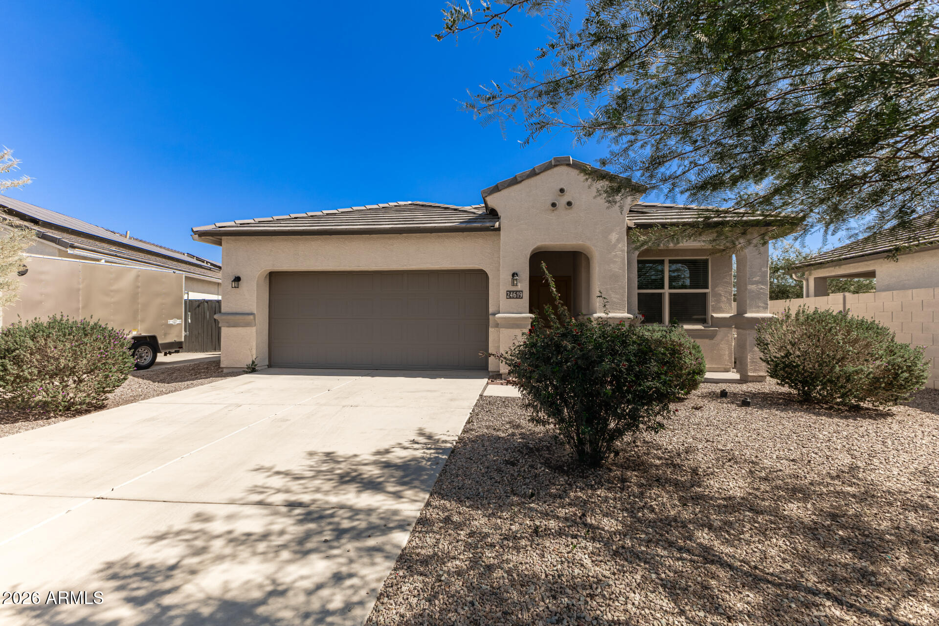 CRESTFIELD MANOR AT ARIZONA FARMS VILLAGE PAR 3 - Residential