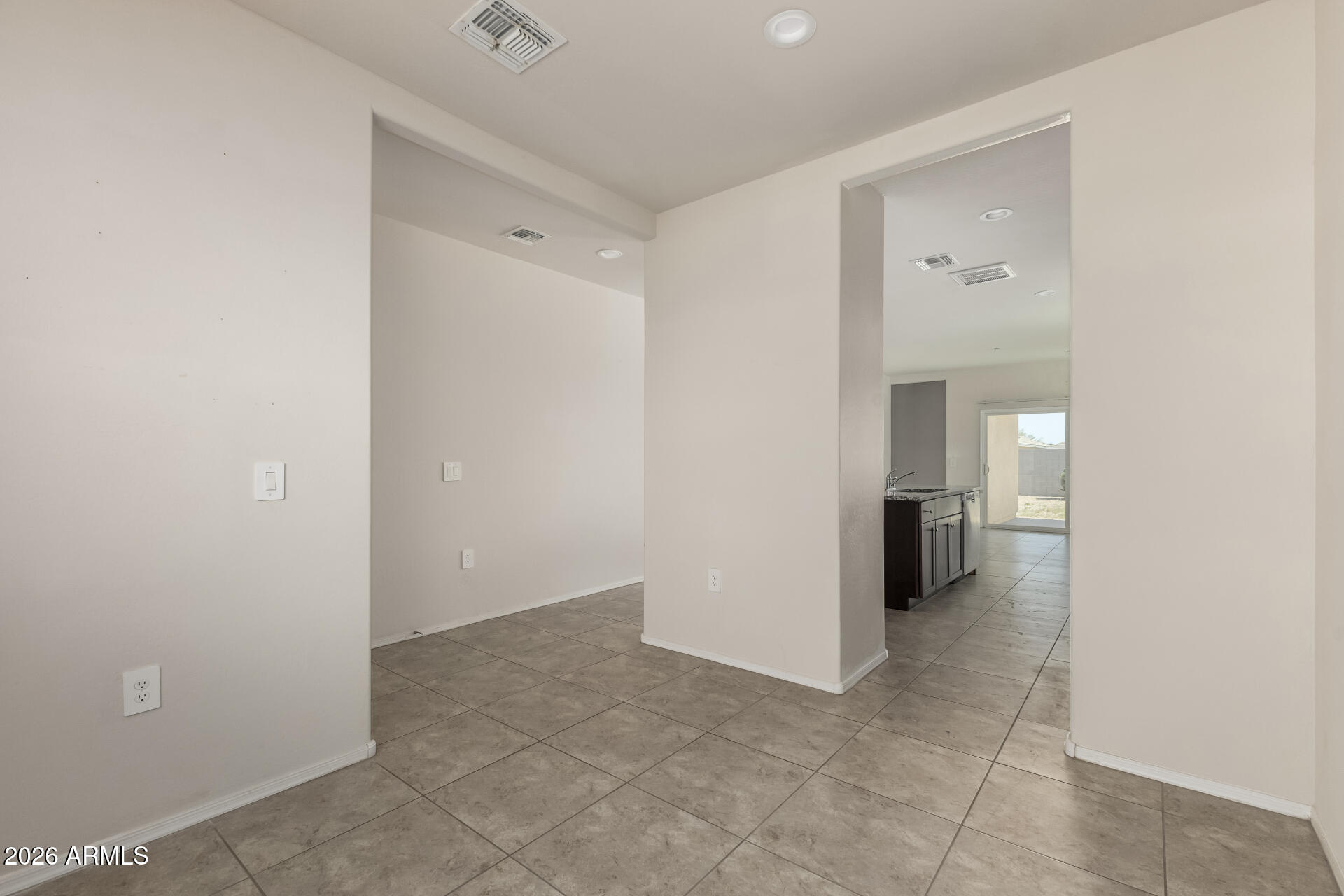 CRESTFIELD MANOR AT ARIZONA FARMS VILLAGE PAR 3 - Residential