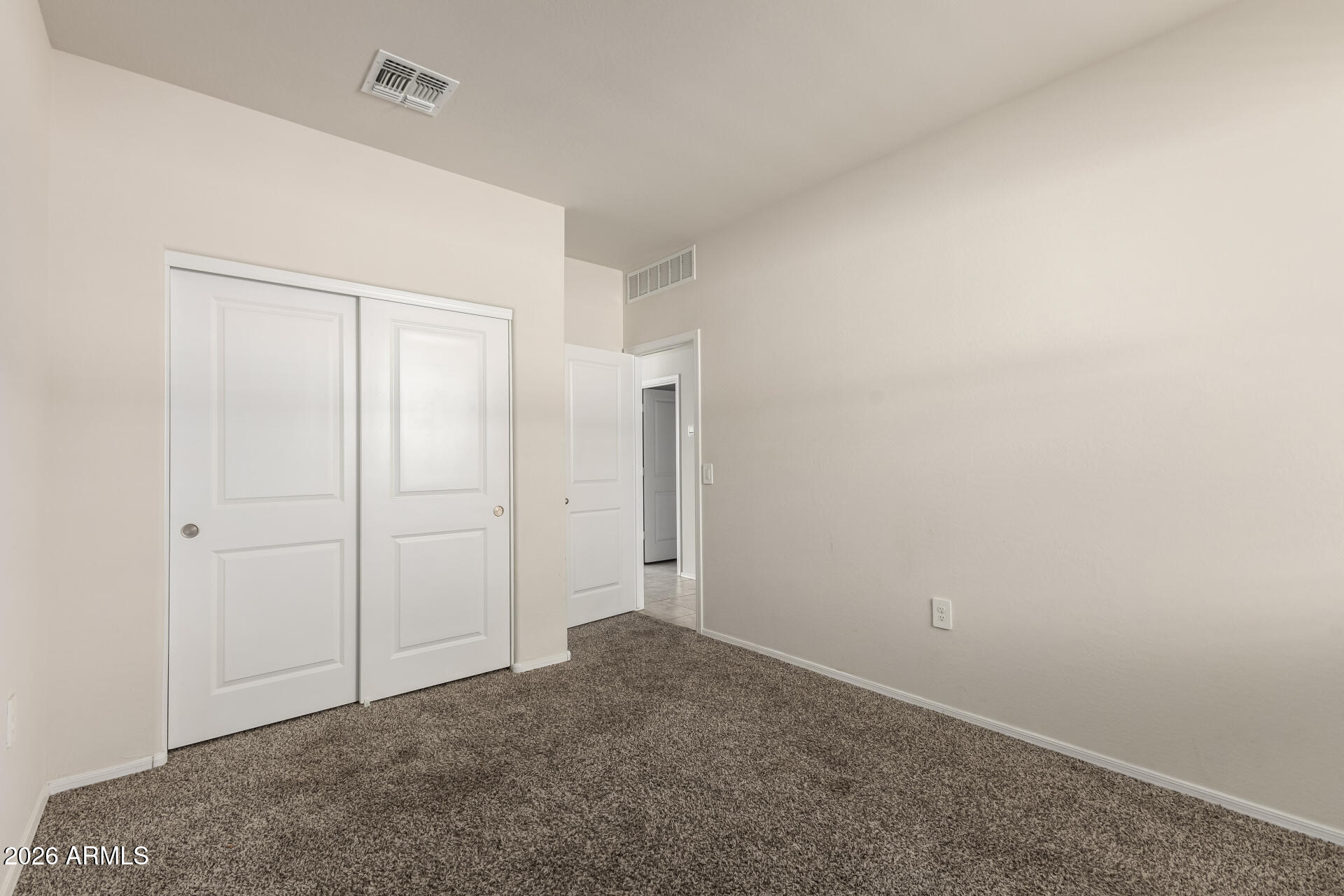 CRESTFIELD MANOR AT ARIZONA FARMS VILLAGE PAR 3 - Residential