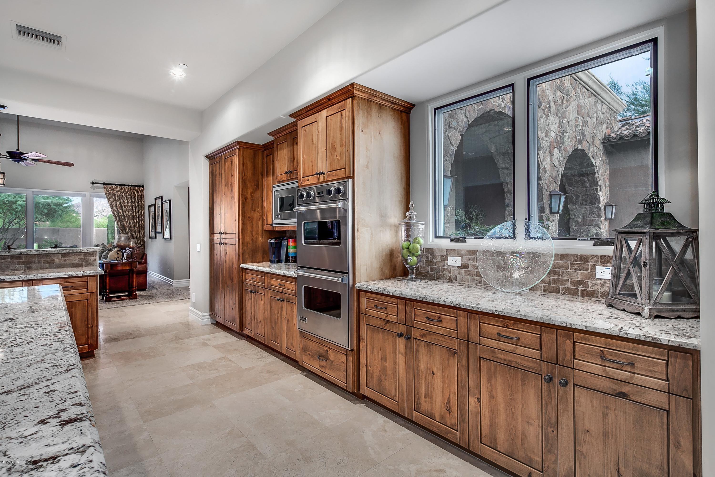 PINNACLE PEAK PLACE - Residential