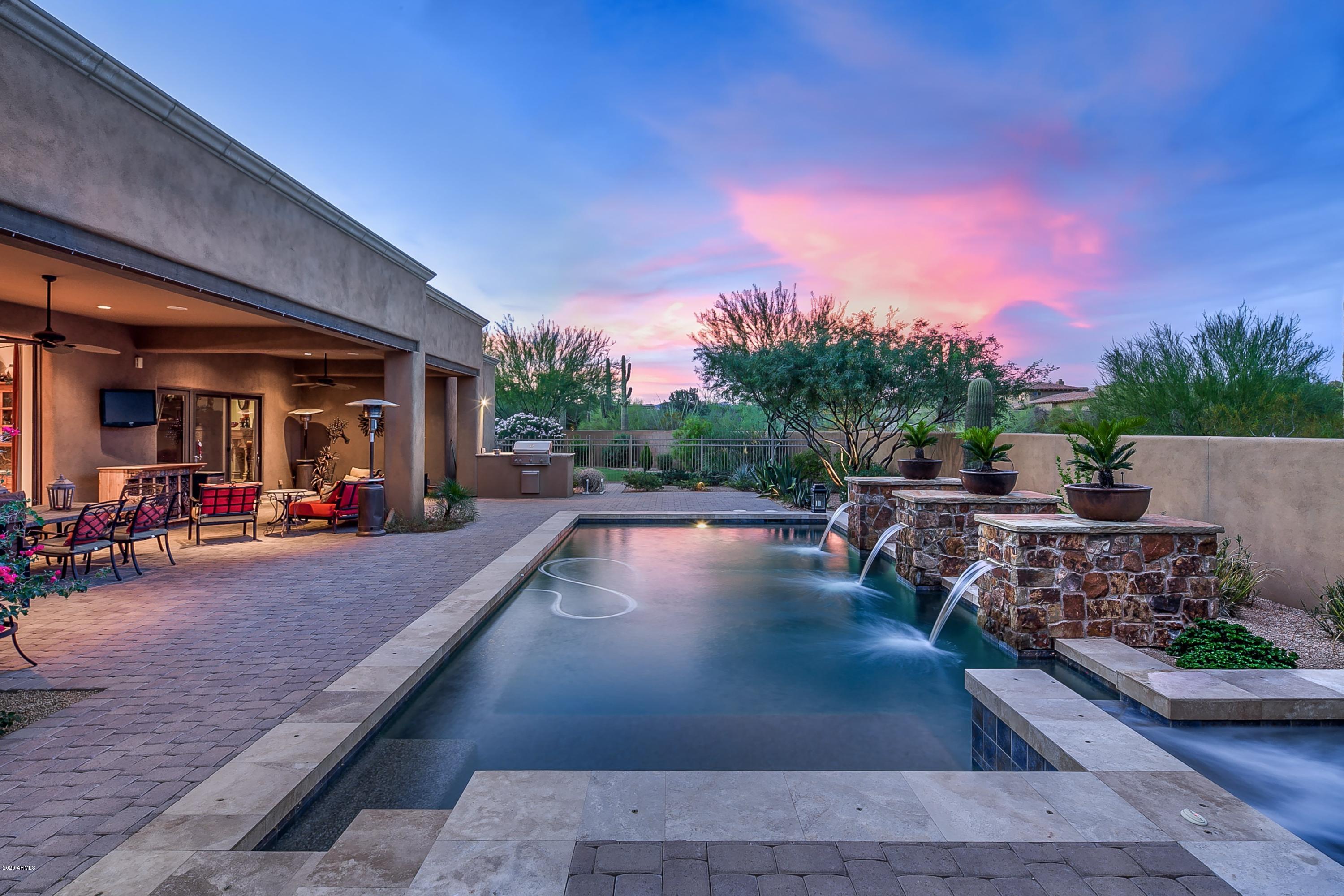 PINNACLE PEAK PLACE - Residential