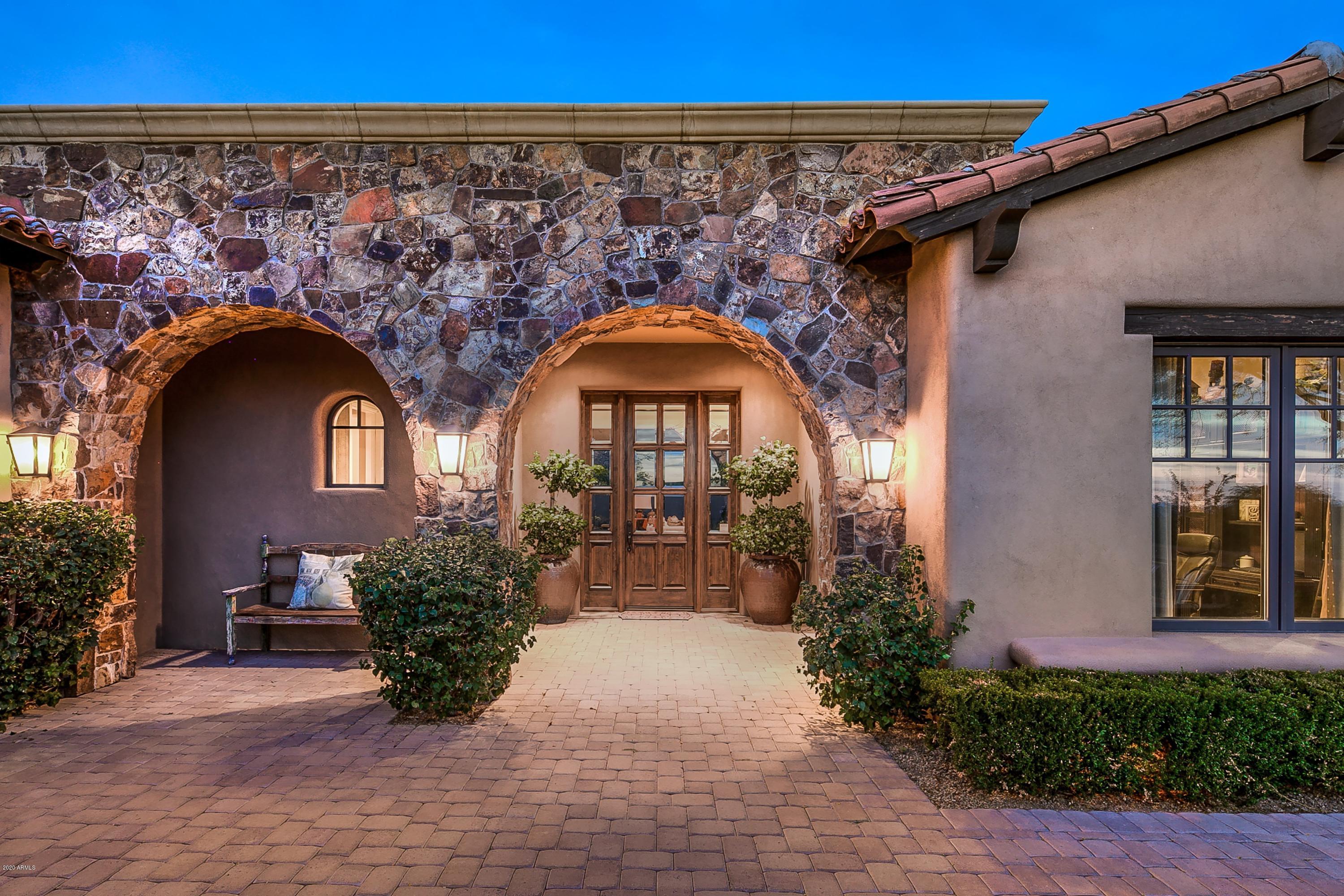 PINNACLE PEAK PLACE - Residential