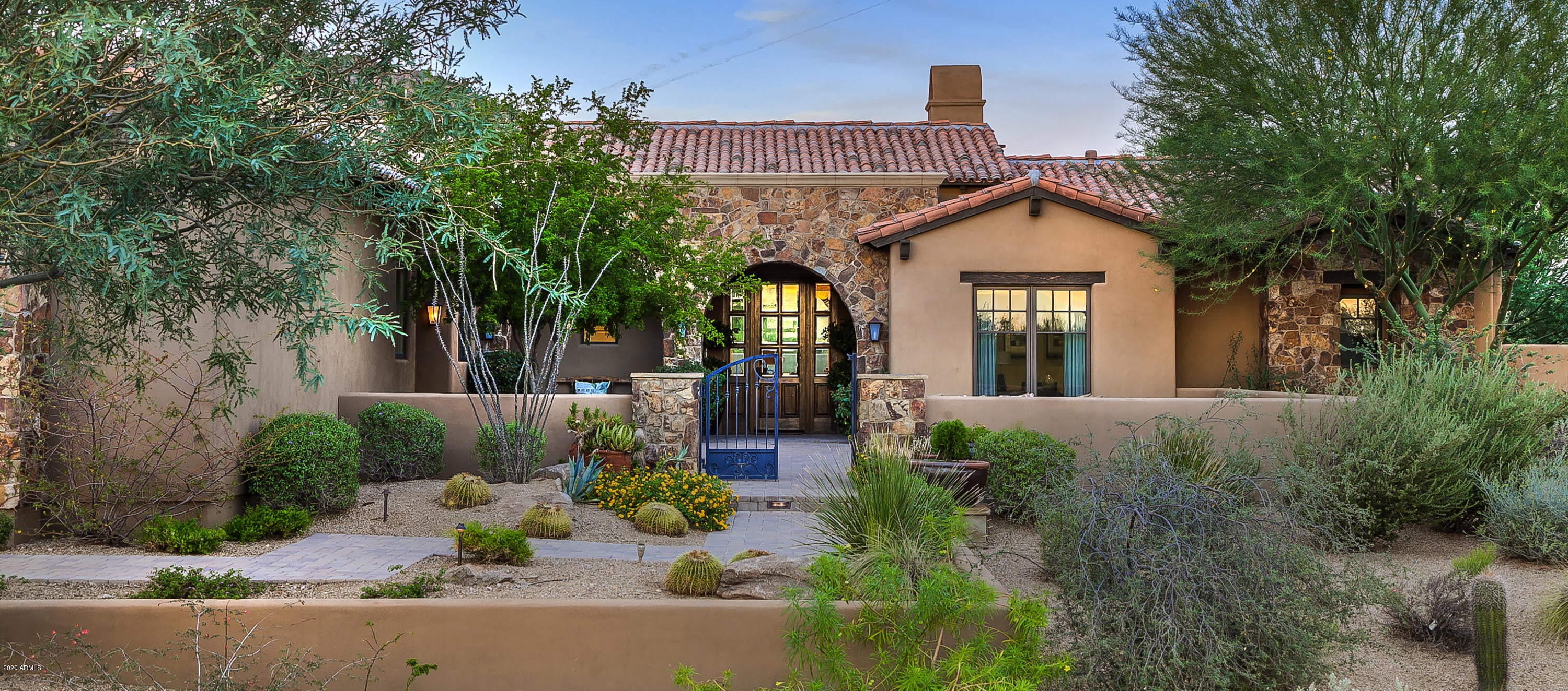 PINNACLE PEAK PLACE - Residential