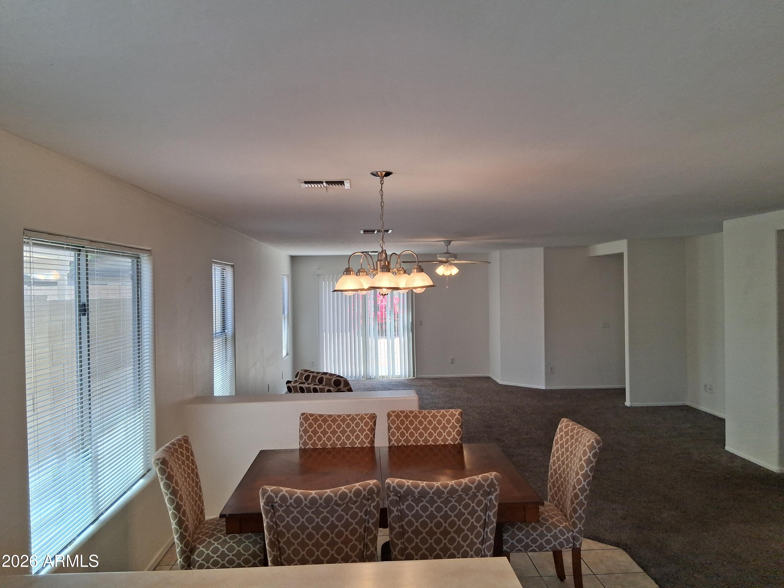 COUNTRY GLEN - Residential