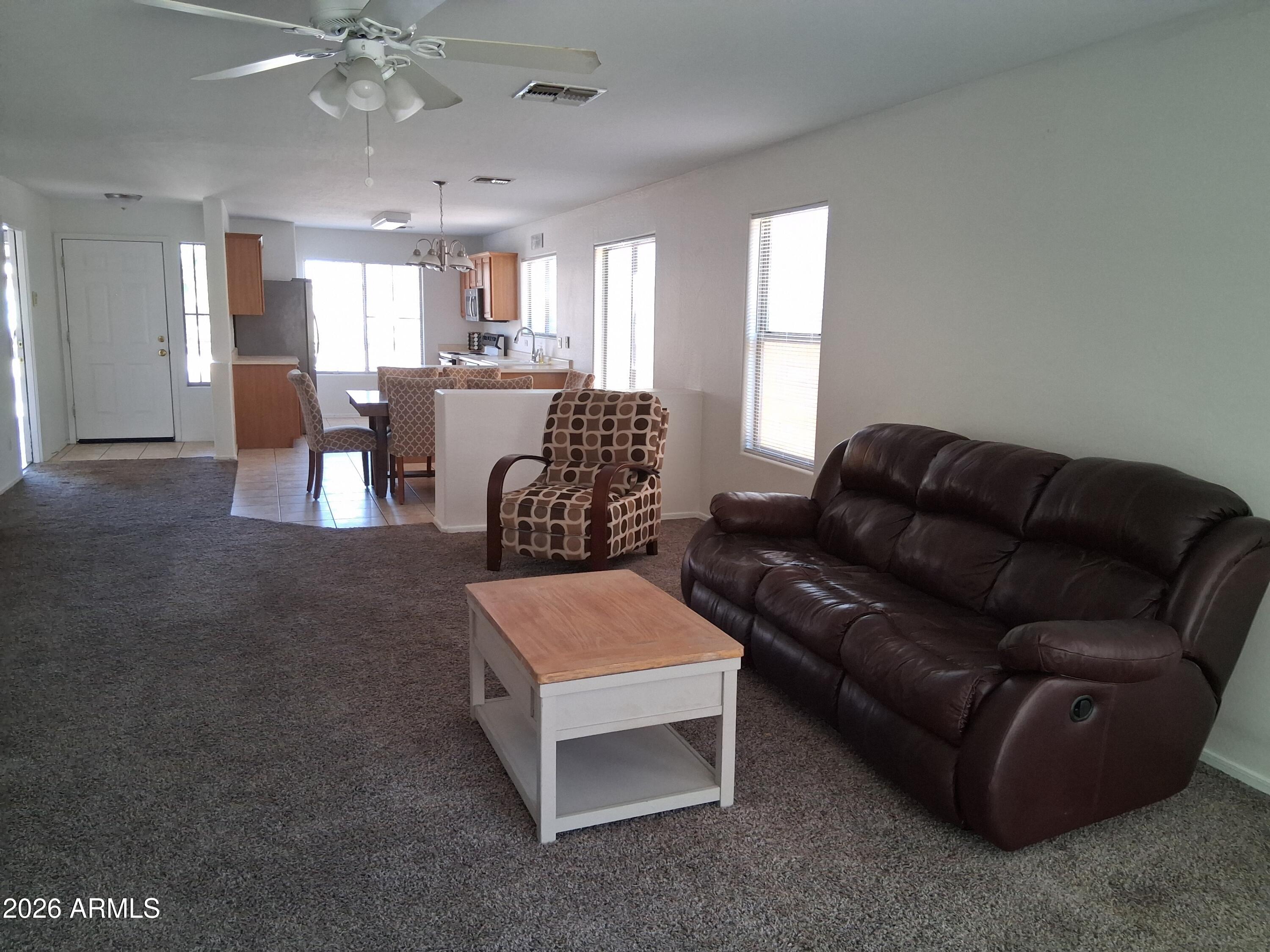 COUNTRY GLEN - Residential
