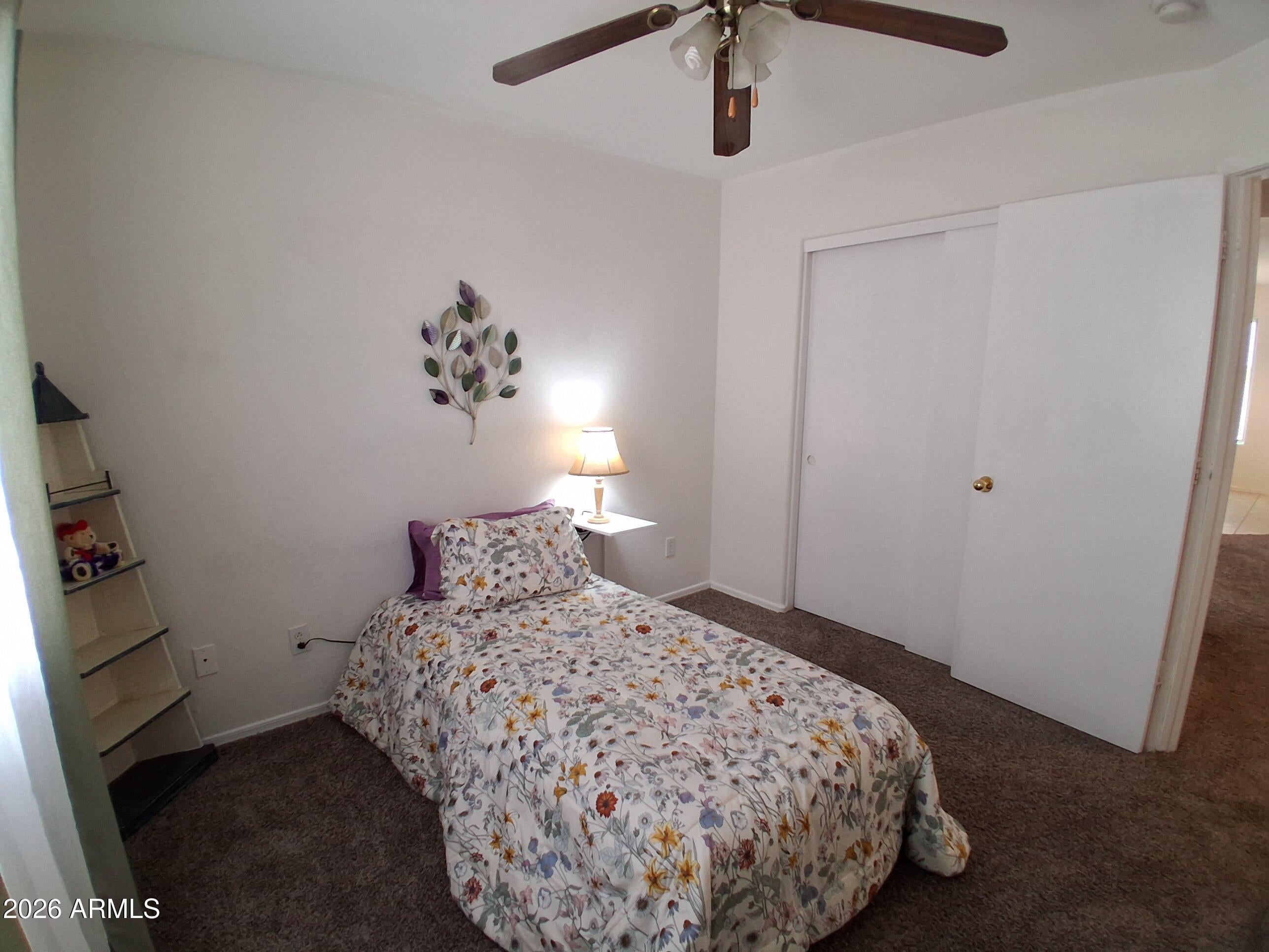 COUNTRY GLEN - Residential