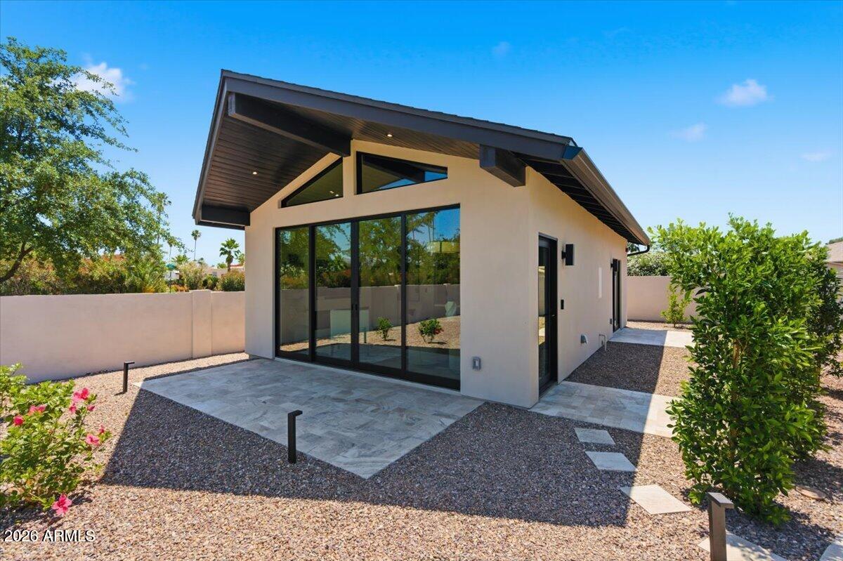 CASA BUENA - Residential