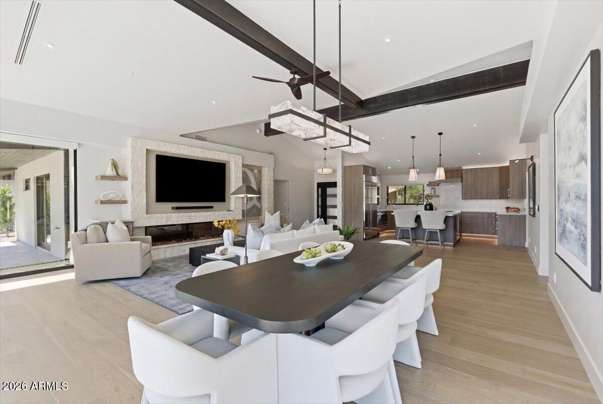 CASA BUENA - Residential