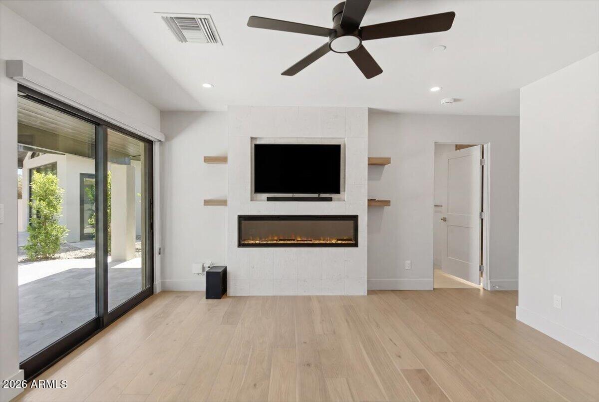 CASA BUENA - Residential