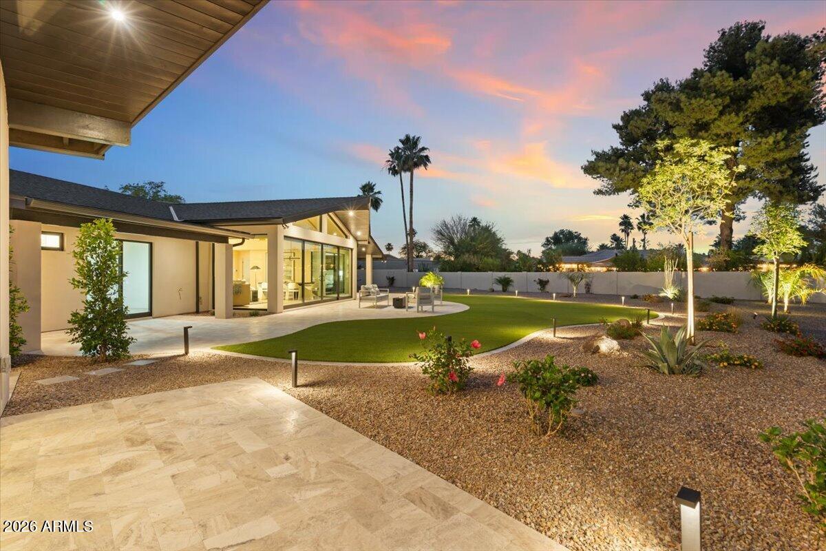 CASA BUENA - Residential