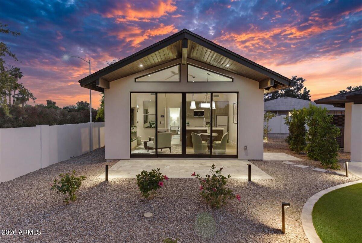CASA BUENA - Residential