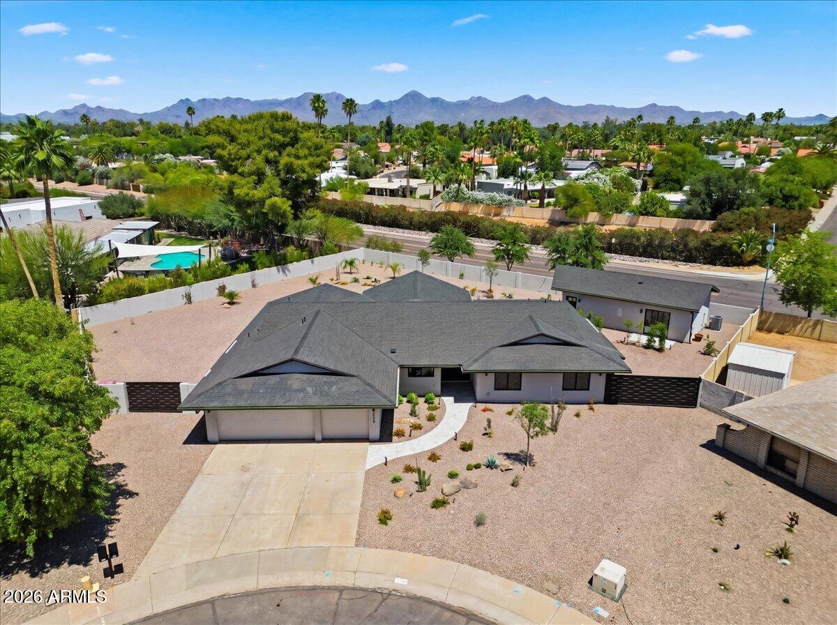 CASA BUENA - Residential