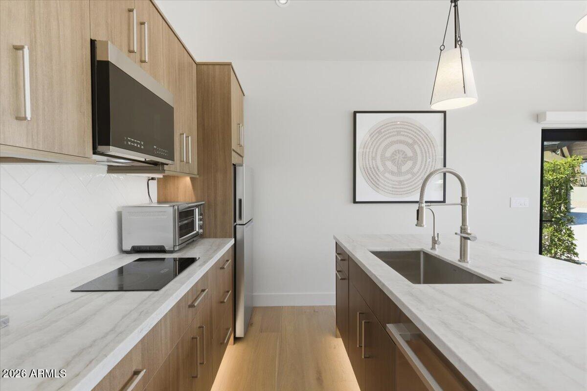 CASA BUENA - Residential