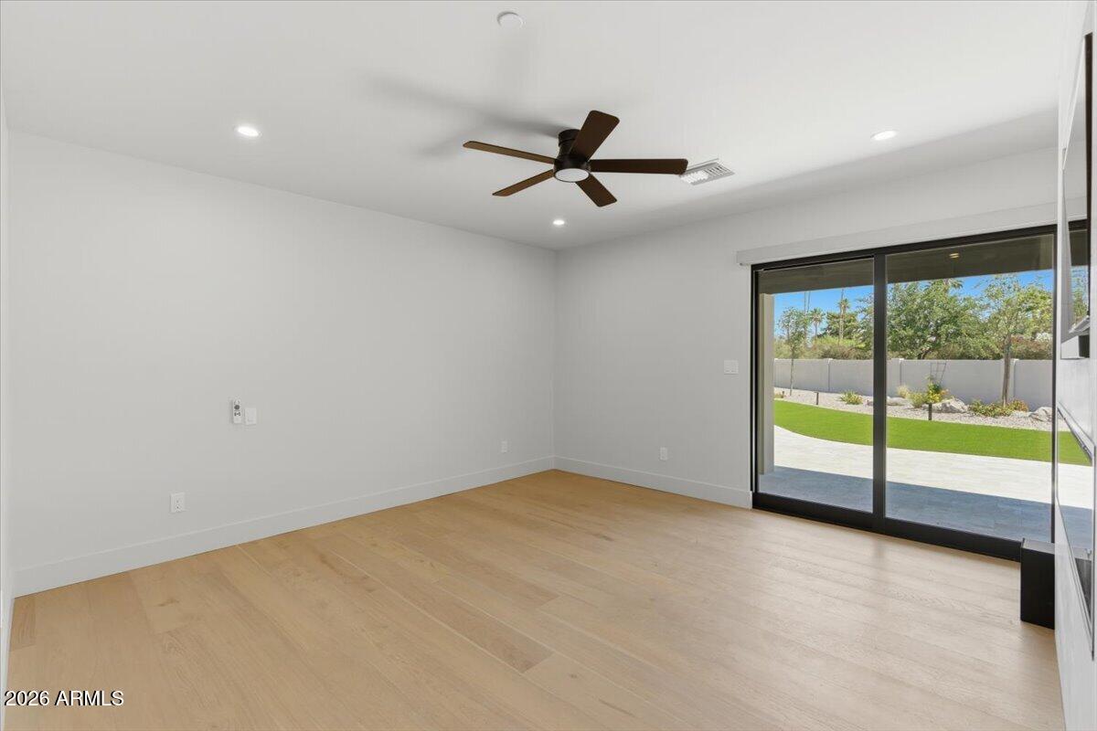 CASA BUENA - Residential