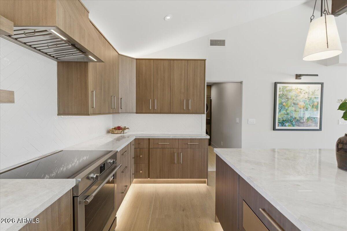 CASA BUENA - Residential