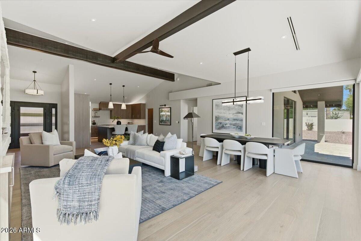 CASA BUENA - Residential